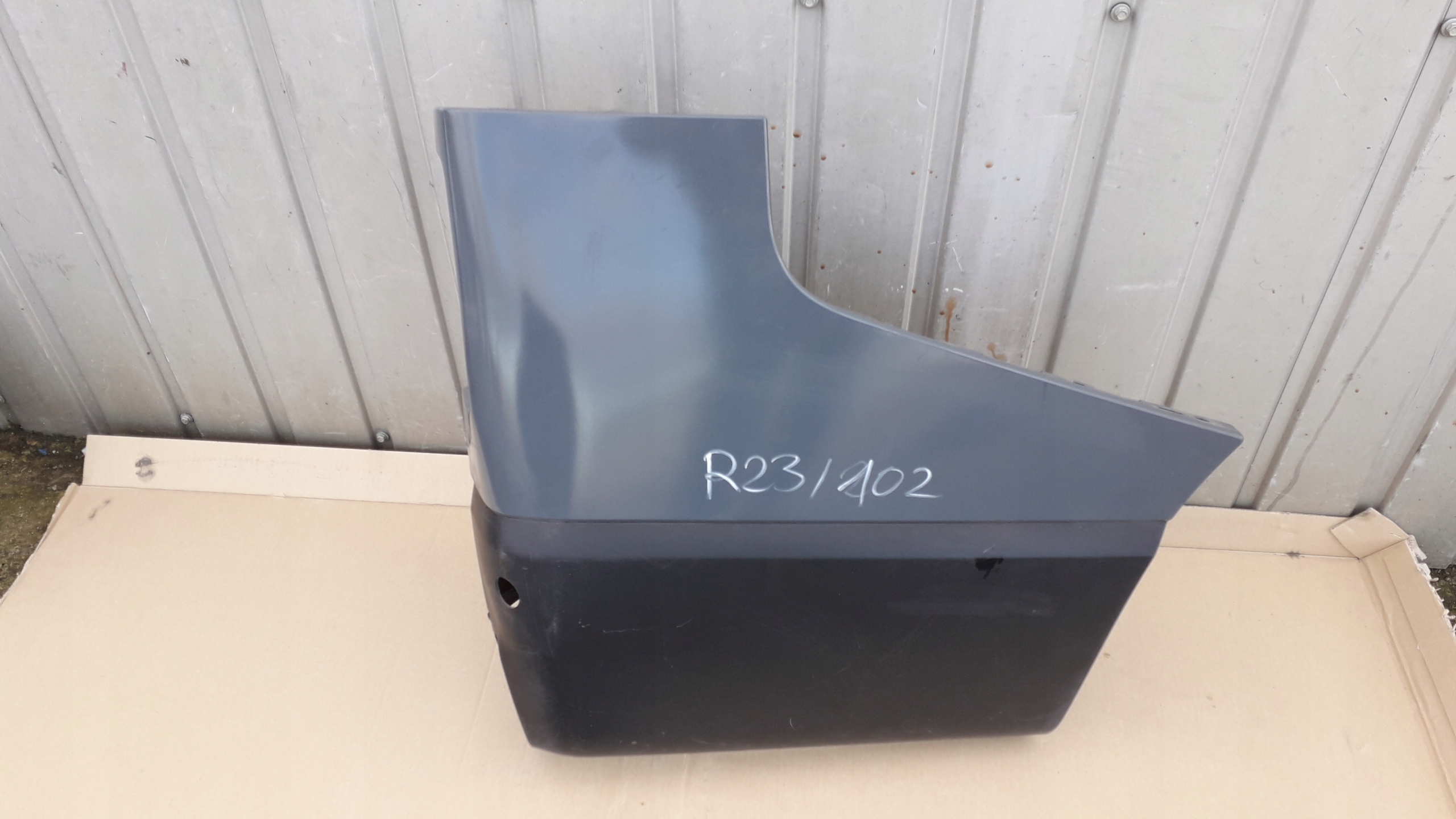 TRAFIC III VIVARO B ZDERZAK PRAWY PDC 850167472R