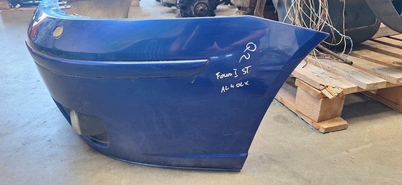 nárazník předek přední FORD FOCUS MK1 ST 2M5117757
