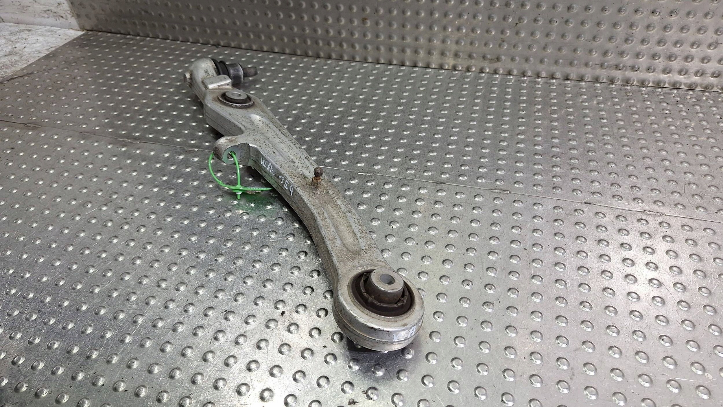 arm left front 4E0407155C AUDI A8 D3 BENTLEY CONTINENTAL GT GTC LIFT
