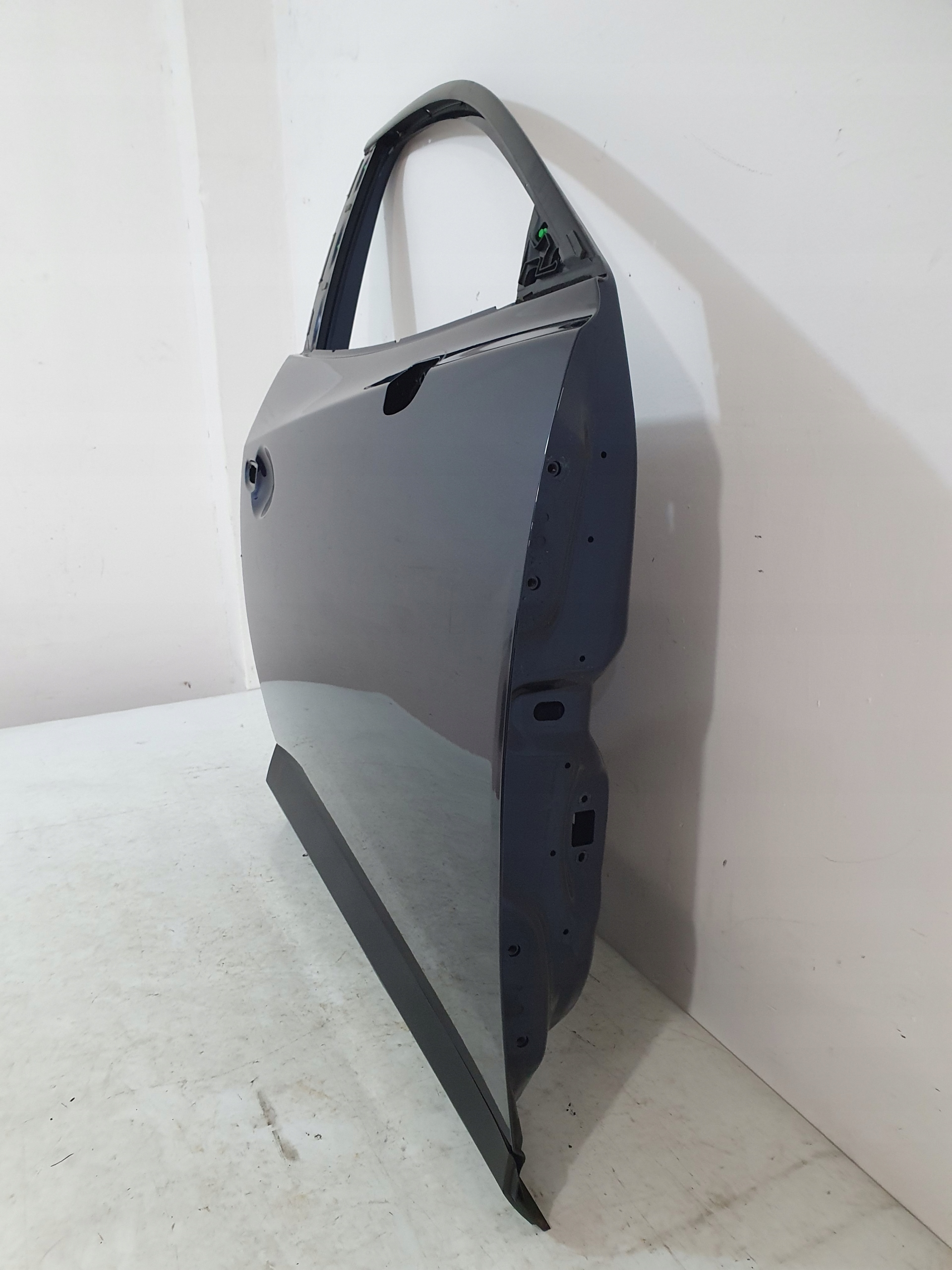 door right front MAZDA CX-3 CX3 D10E58010