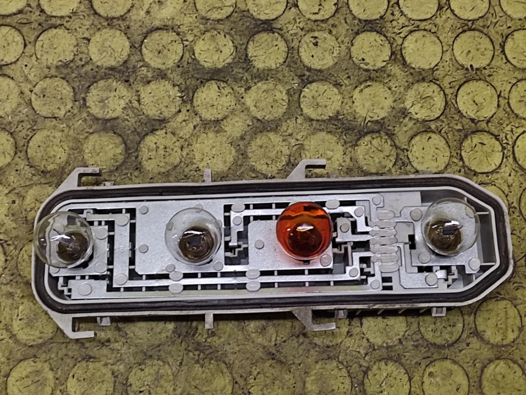 RENAULT CLIO II LIFT light left rear part