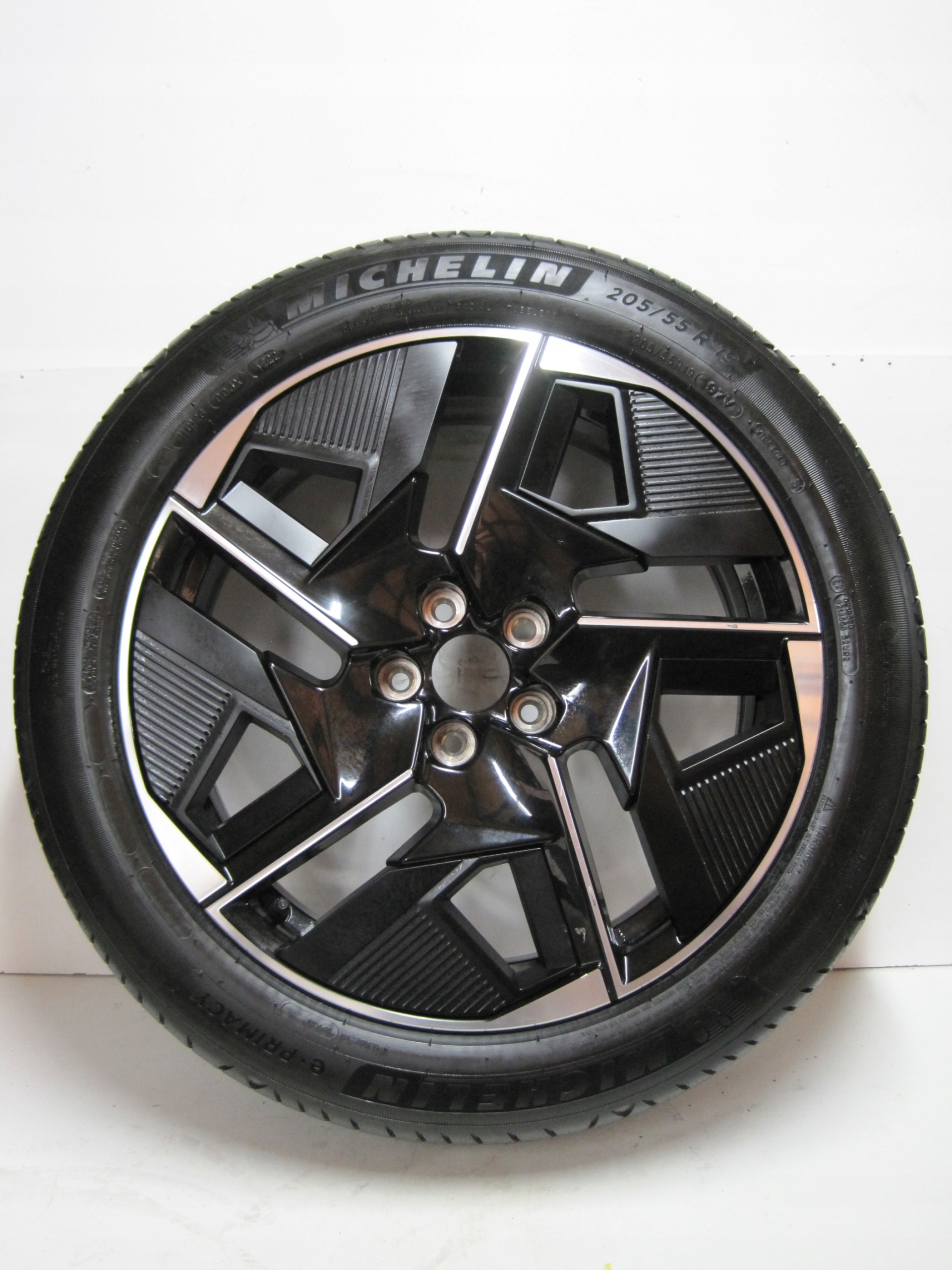wheels discs tyres PEUGOT 408 R19 22r