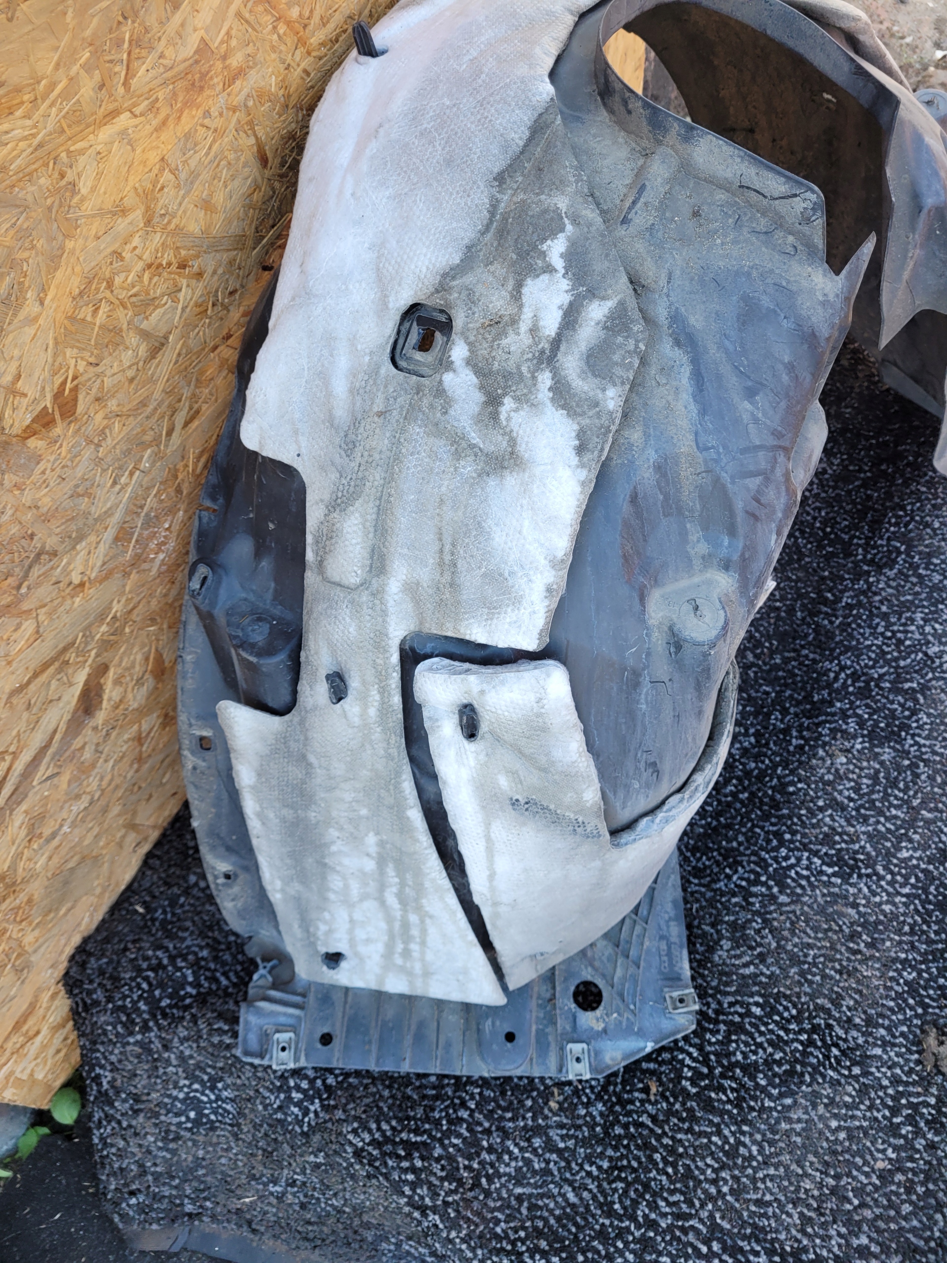 mudguard front front right PEUGEOT 208 II