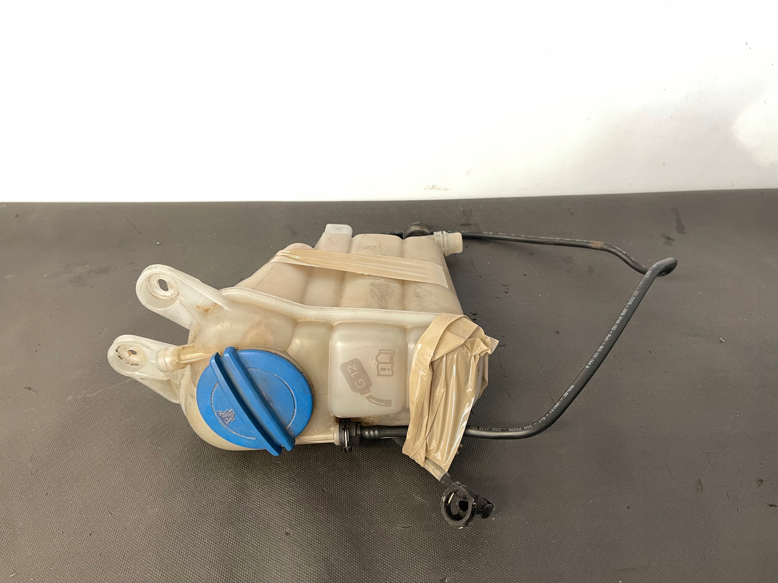 AUDI A5 S5 8T Réservoir eau 8K0121405F
