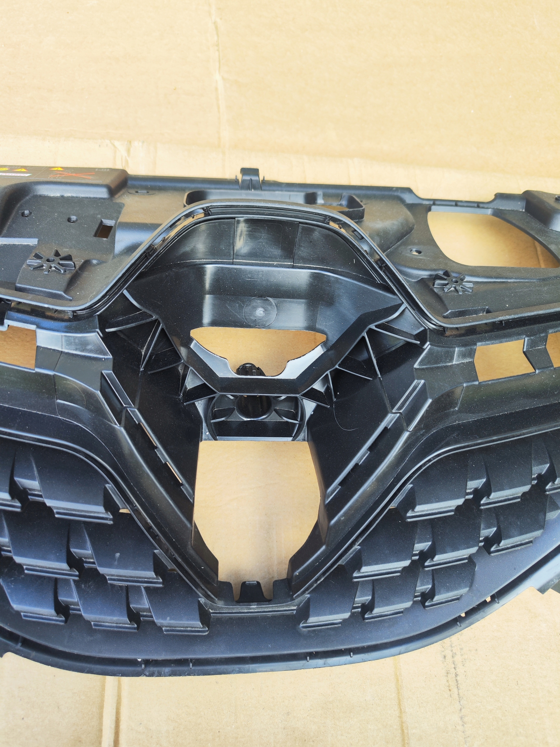 Neuf Original Grille Radiateur RENAULT CLIO V - 622567196R