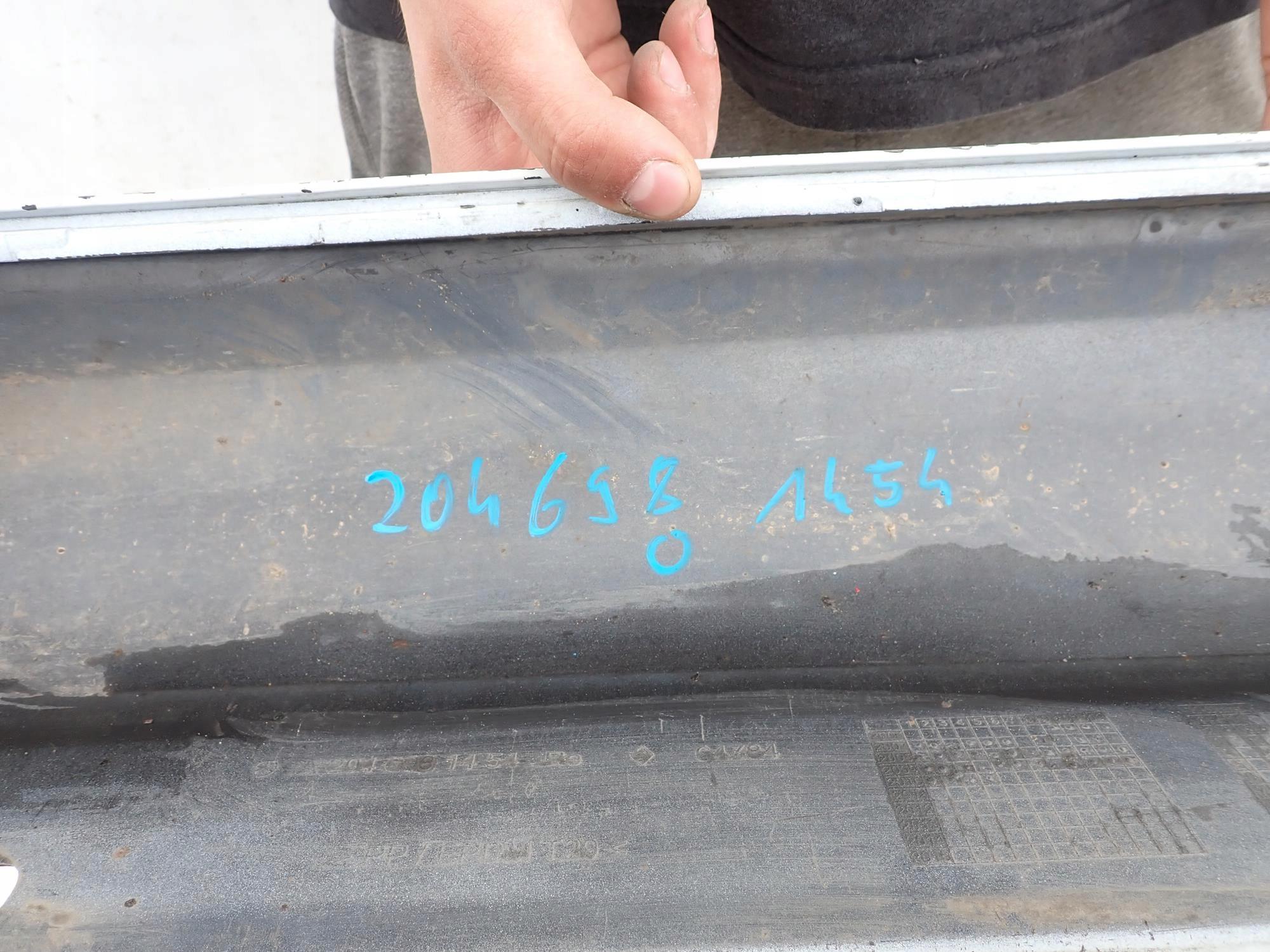 MERCEDES C-KL W204 AMG 07-14 moulding threshold right