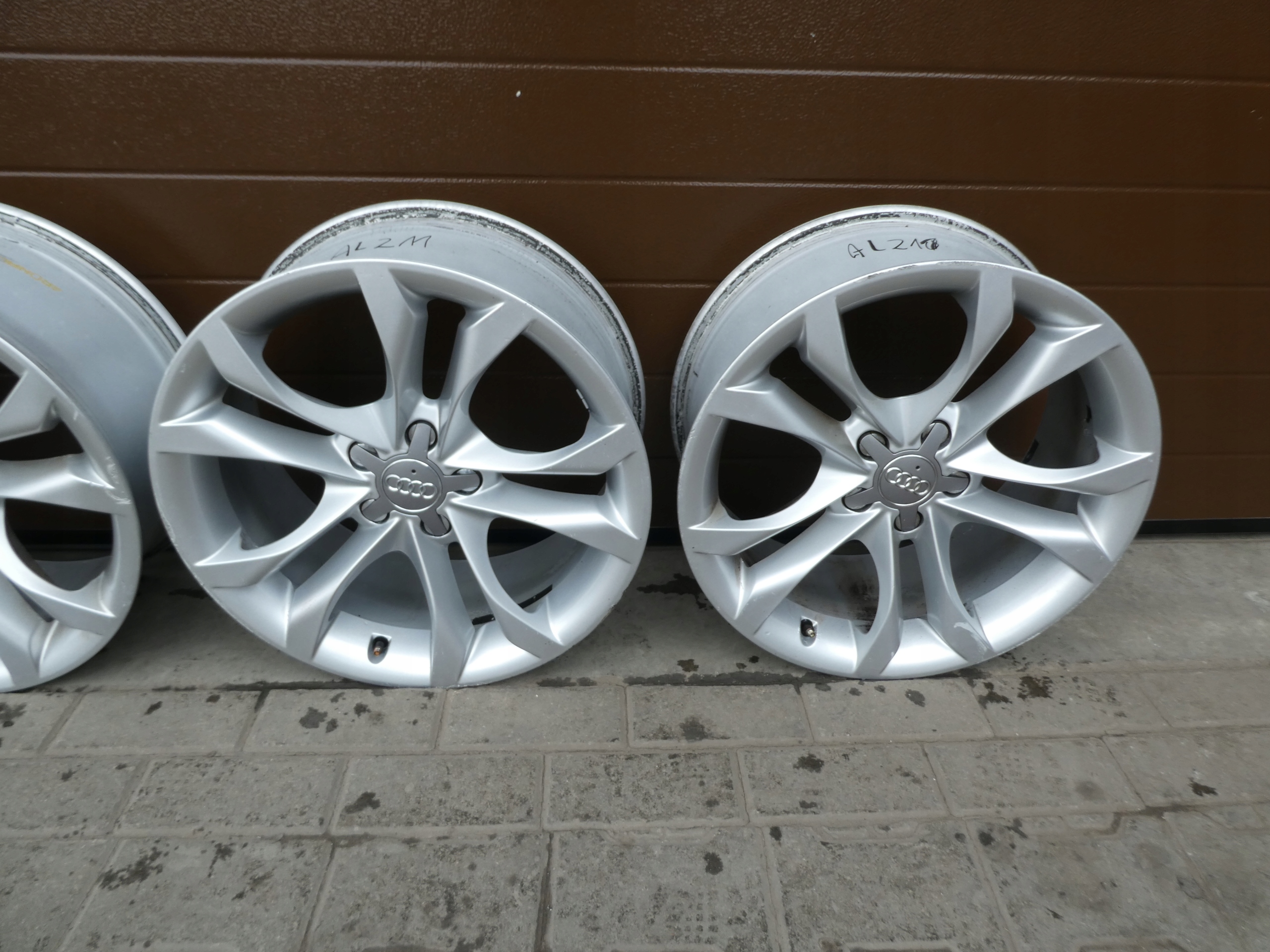 discs original AUDI A5 18 CALI 8T0601025A RONAL