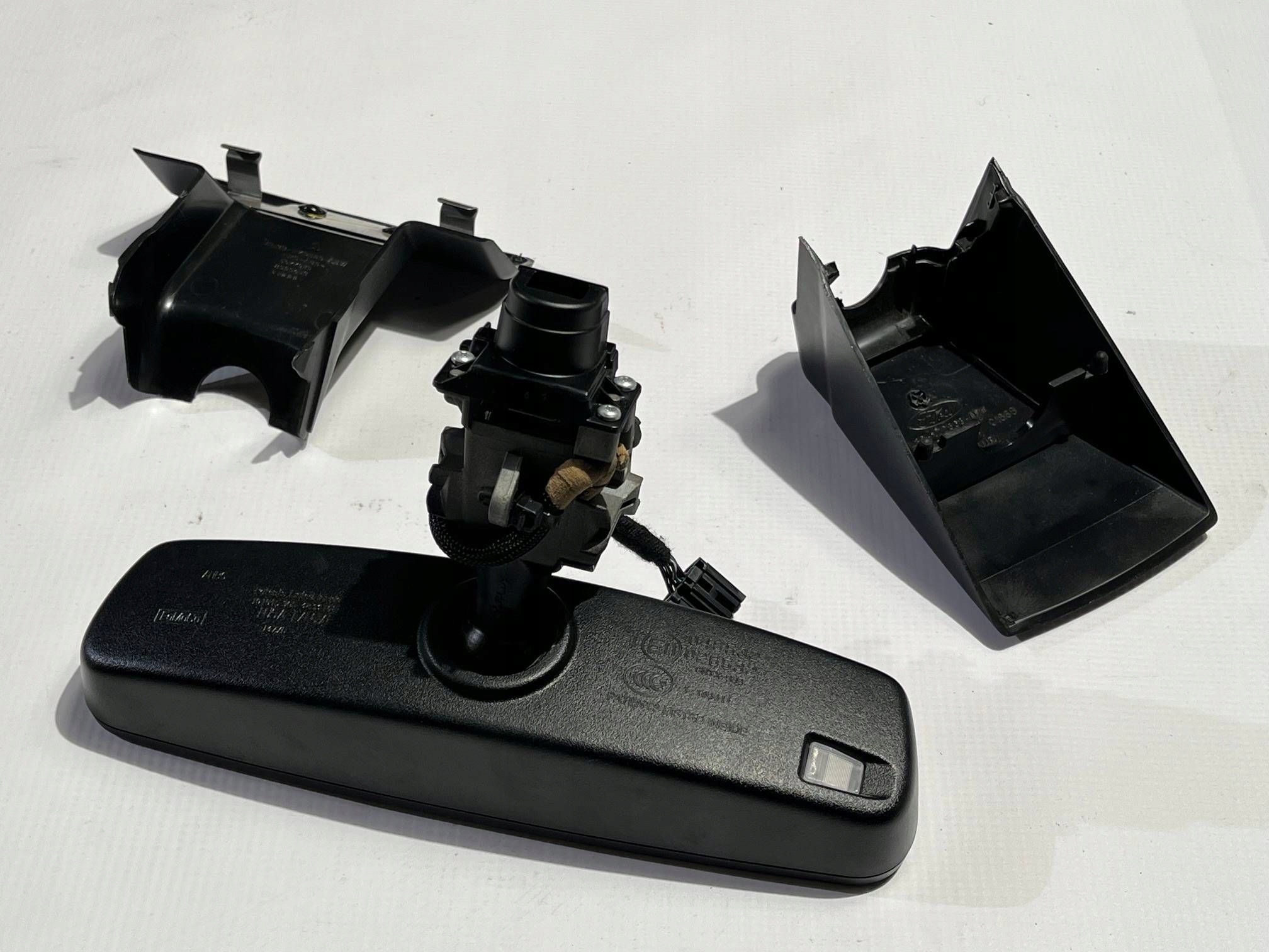 rear-view mirror inner sensor changes of the lights cover Ford F150 2015