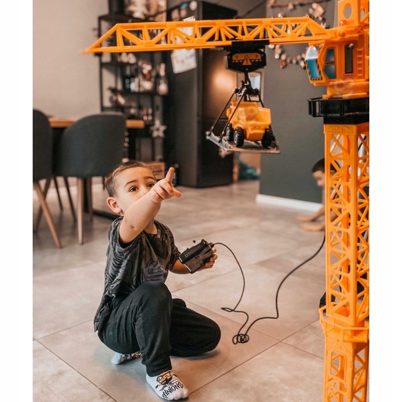 ŻURAW ZDALNIE STEROWANY 103 CM + AKCESORIA WOOPIE DŹWIG CIĘŻARÓWKA KOPARKA Szerokość produktu 14 cm