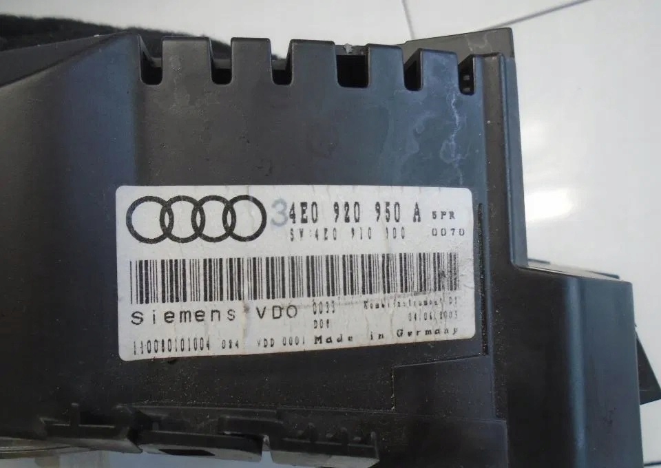 AUDI A8 D3 4.0TDI dials dials UK 4E0920905A