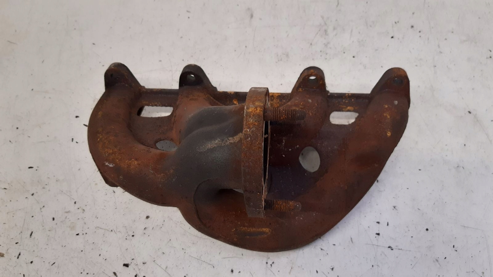 ispušna grana VW Audi 1,6 8V ALZ