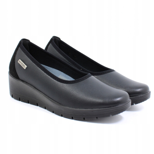 Černé dámské polobotky na malém podpatku Fly Flot 18 X15 Zx r37