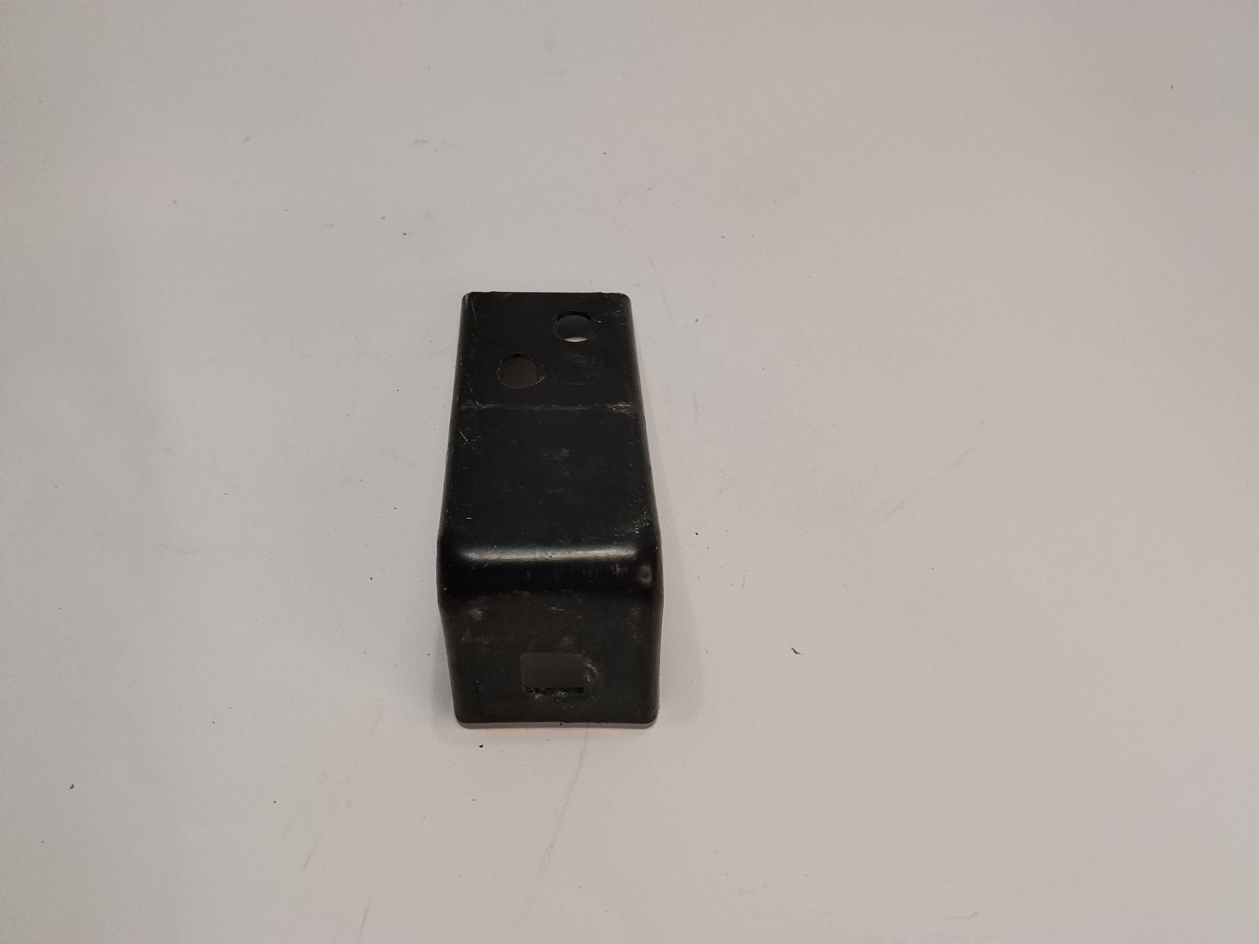 bumper bracket of the front Renault Master III 2021 8200657216B