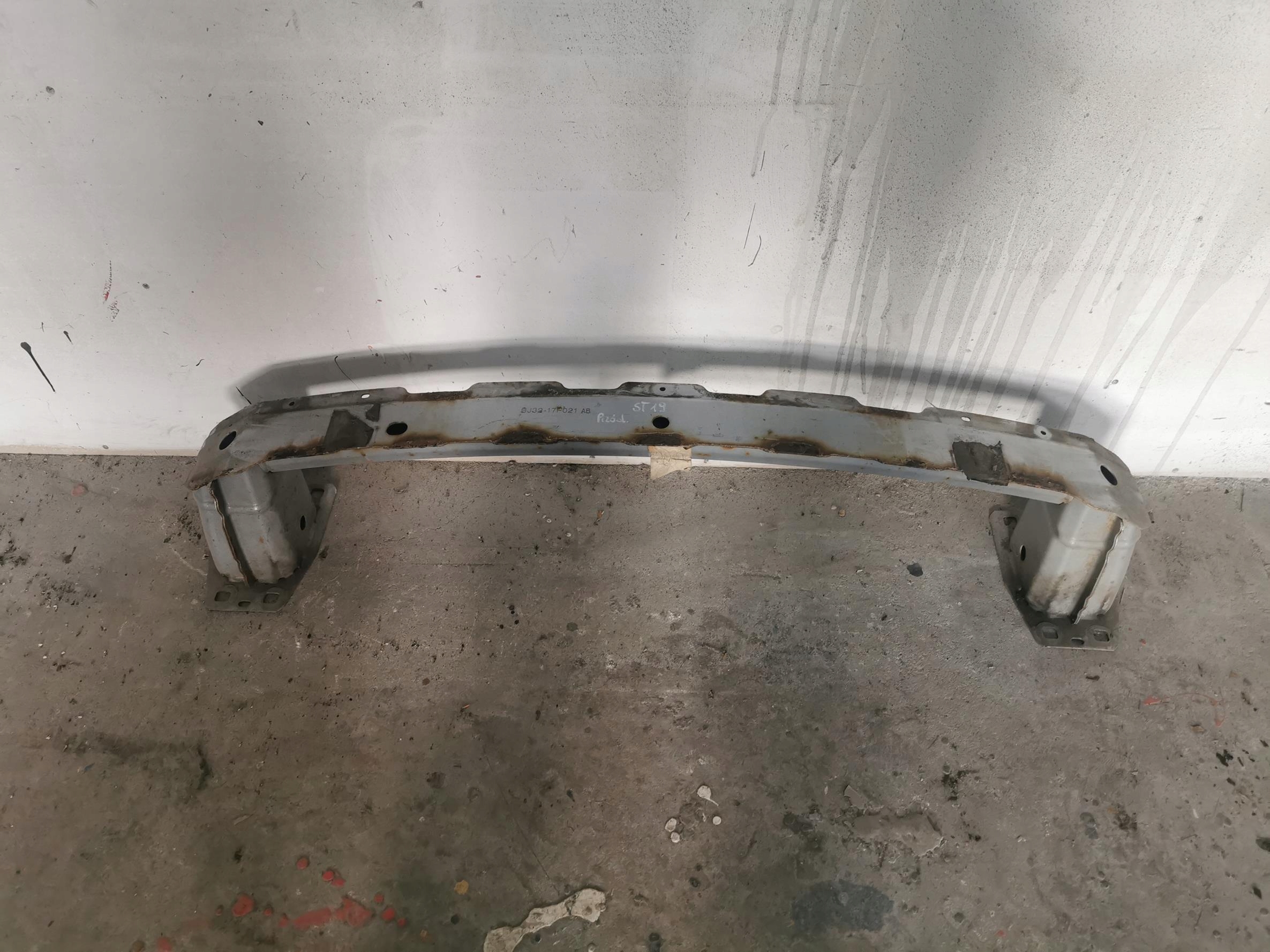 bumper support front RANGE ROVER EVOQUE L538 BJ32-17F021-AB