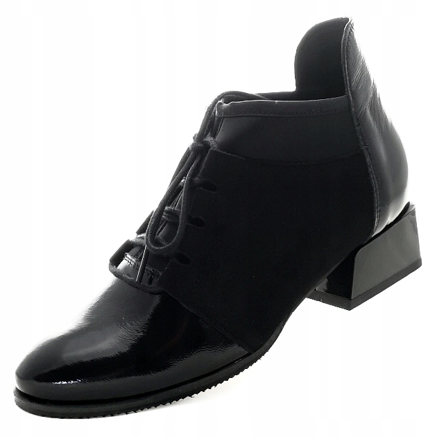 Krásné originální dámské kotníkové boty z přírodní kůže 08529