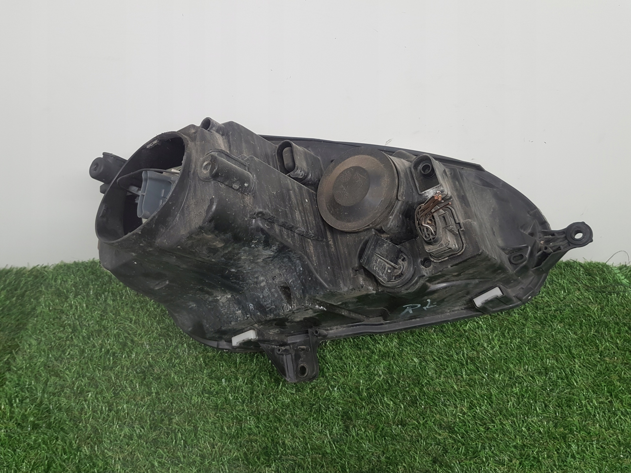light left front VOLKSWAGEN GOLF 5