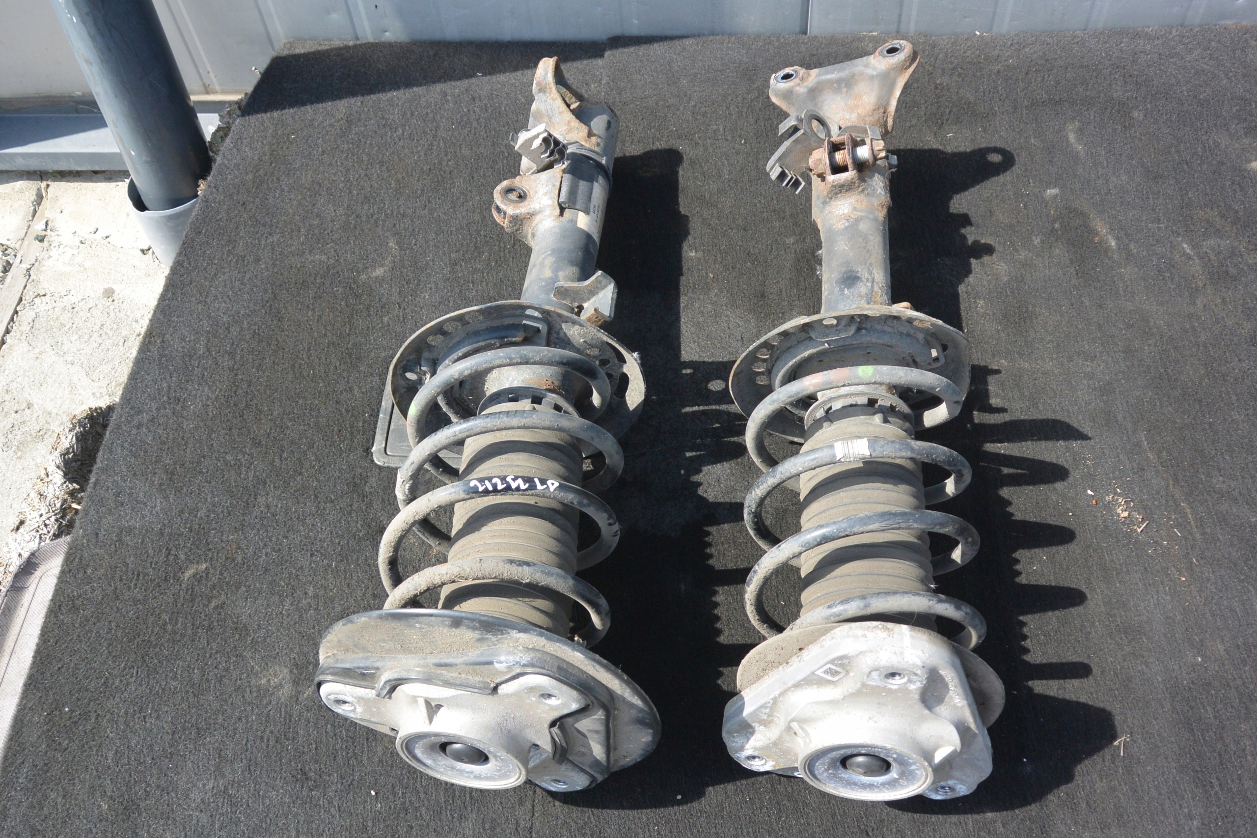 shock absorber front left right MERCEDES-BENZ E W212 LIFT E300 HYBRID KPL