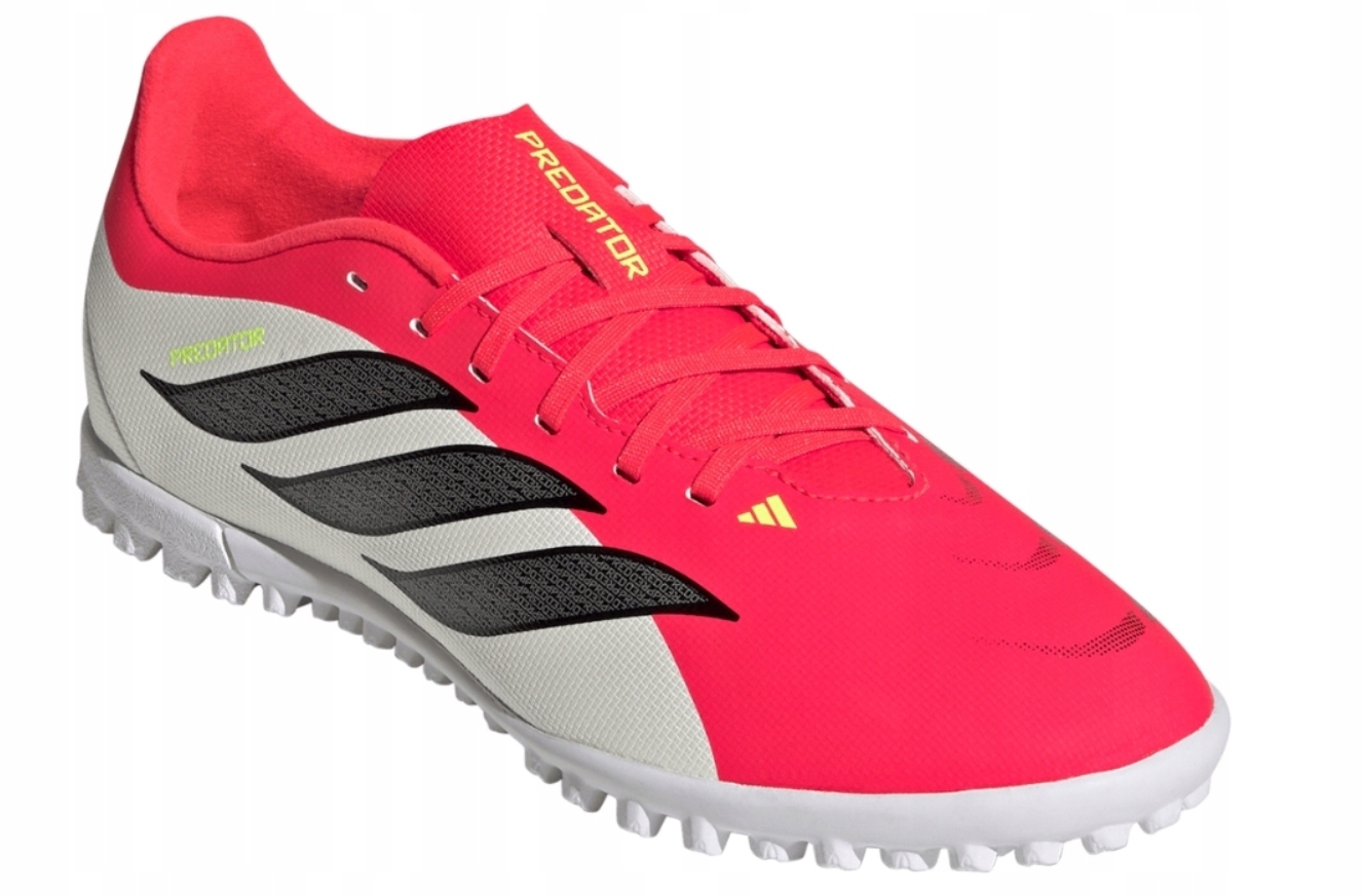 Fotbalová obuv turfy adidas Predator Club Tf JS0356 vel.