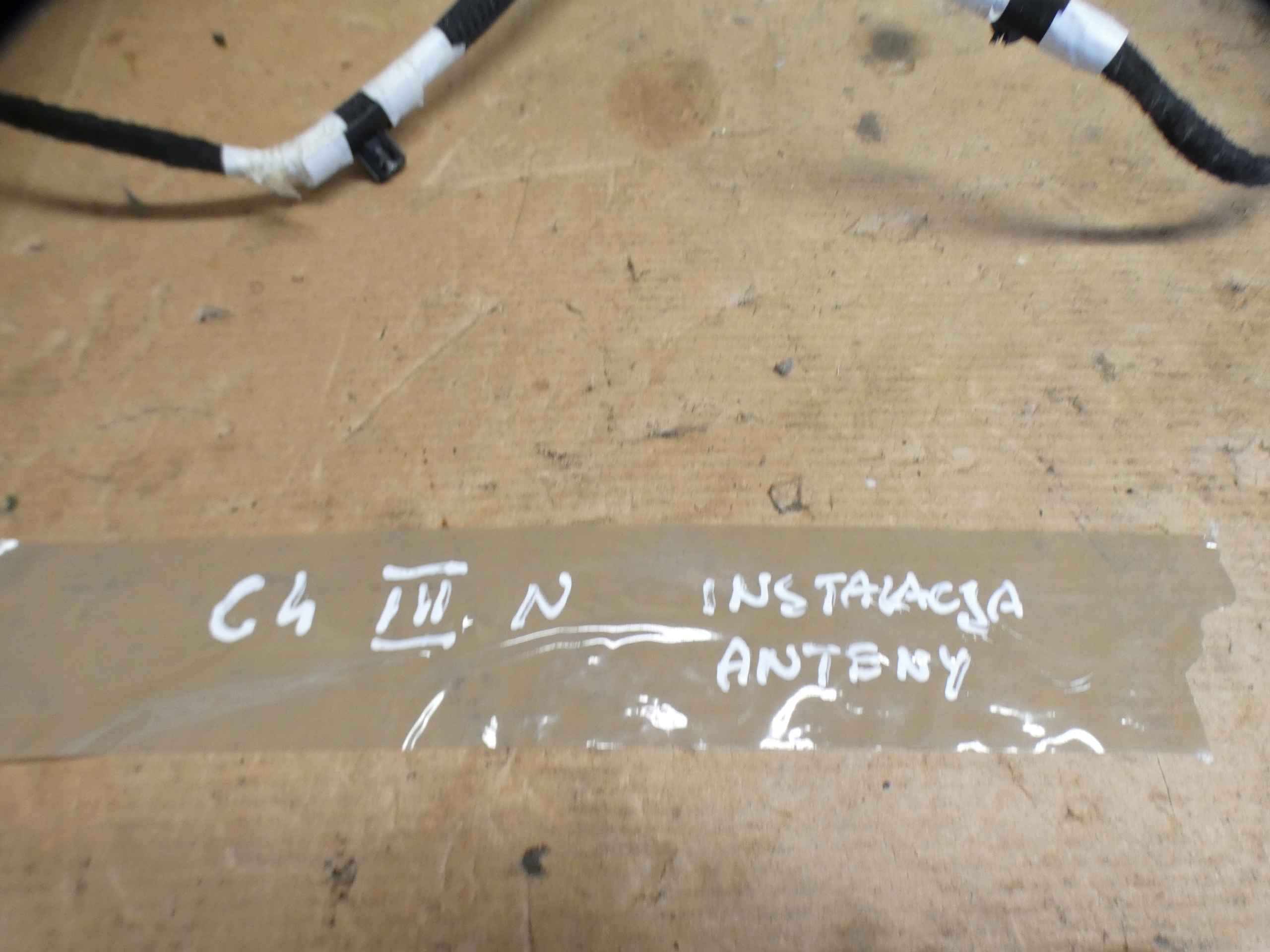 wiring bundle ANTENY CITROEN C4 III 9841399280