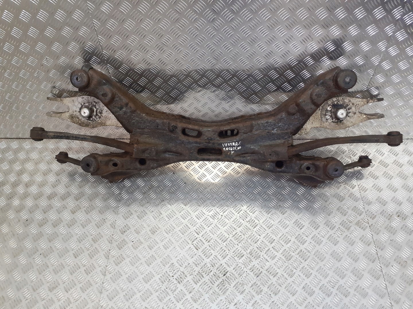 BELKA ZAWIESZENIA TYŁ OPEL VECTRA C KOMBI