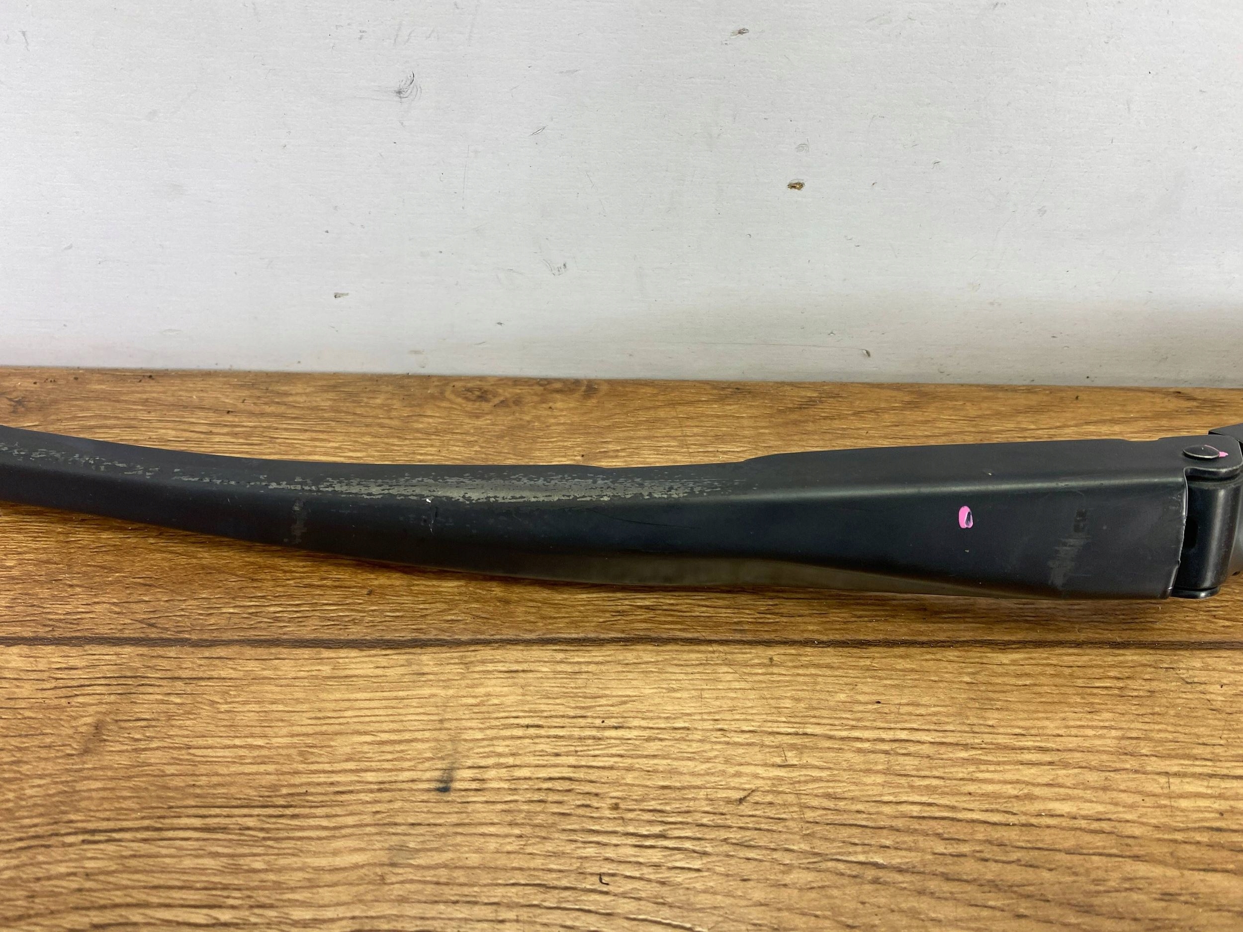 wiper arm windows Cadillac CTS III 2014+