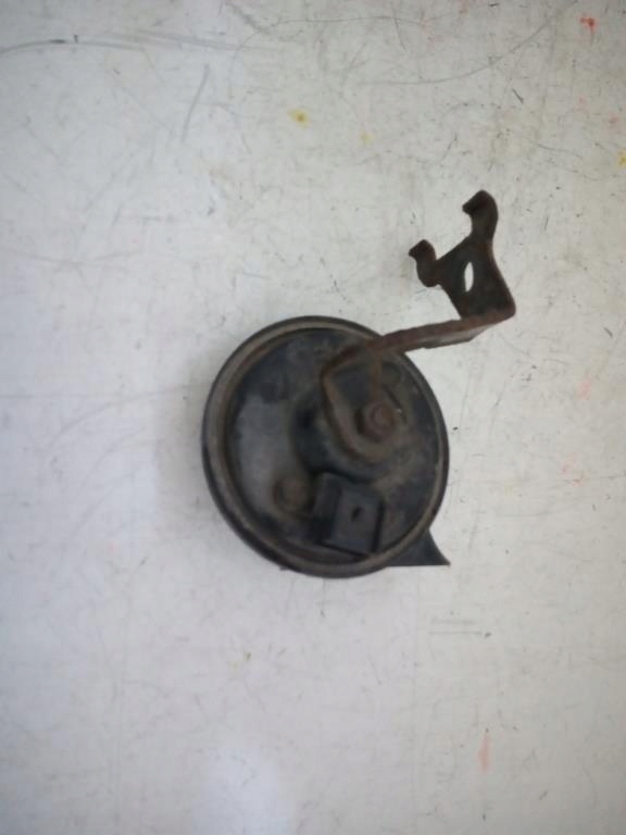 KLAKSON TRĄBKA OPEL SIGNUM 2.2 DTI Jakość części (zgodnie z GVO) O - oryginał z logo producenta pojazdu (OE)