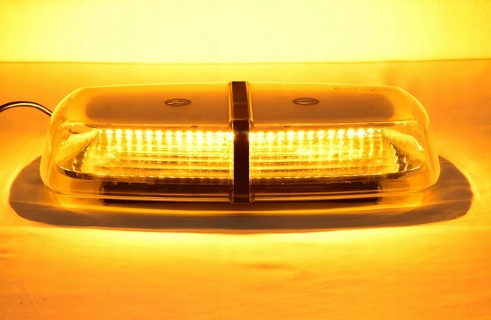 BLK0010 - ПОПЕРЕДЖУВАЛЬНИЙ ПРОМІНЬ ПІВЕНЬ СВІТЛОДІОДНИЙ МАГНІТ СТРОБОСКОП ЛАМПА !