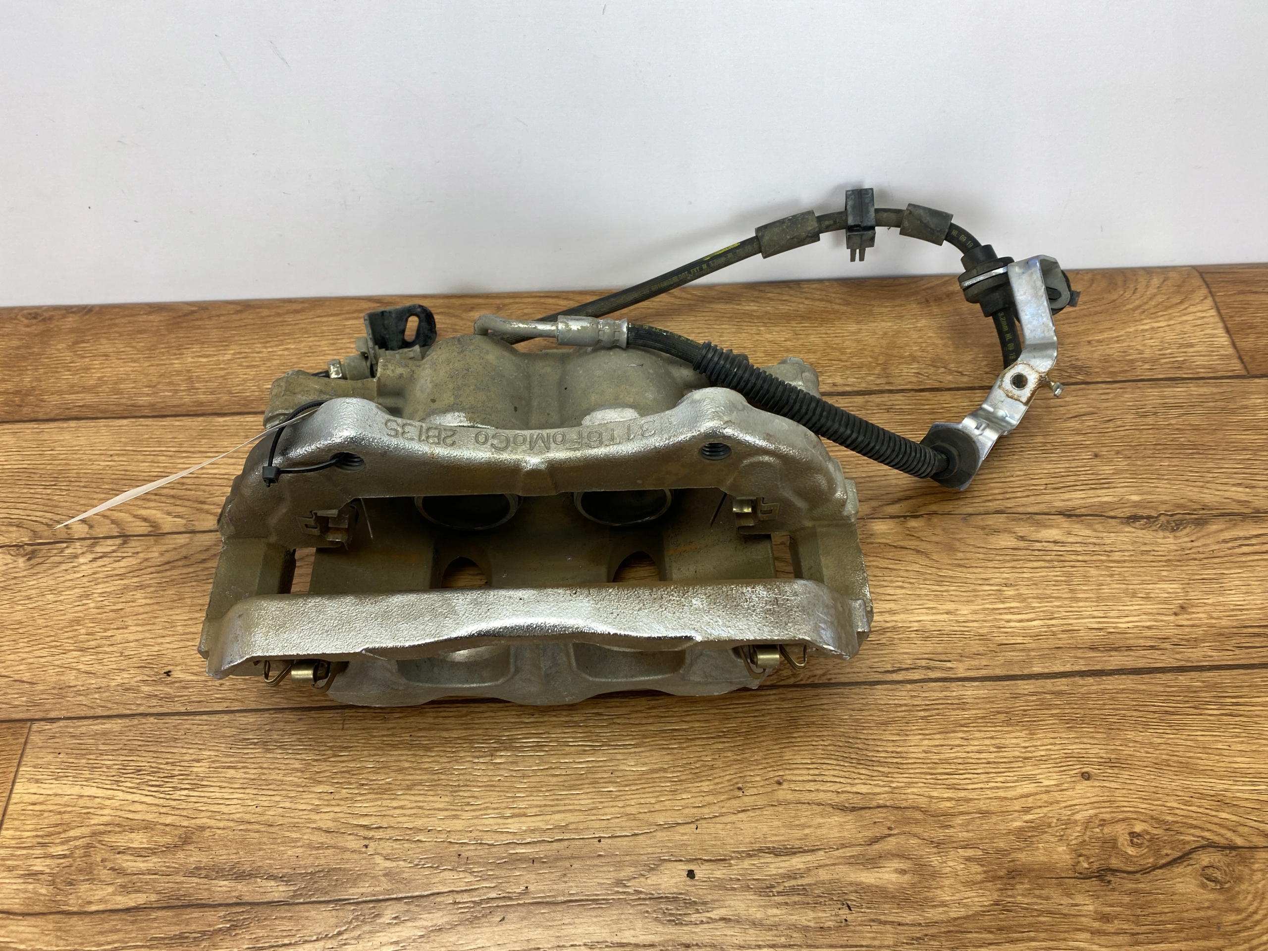 caliper brake left front Ford Explorer MK6 2020+ USA