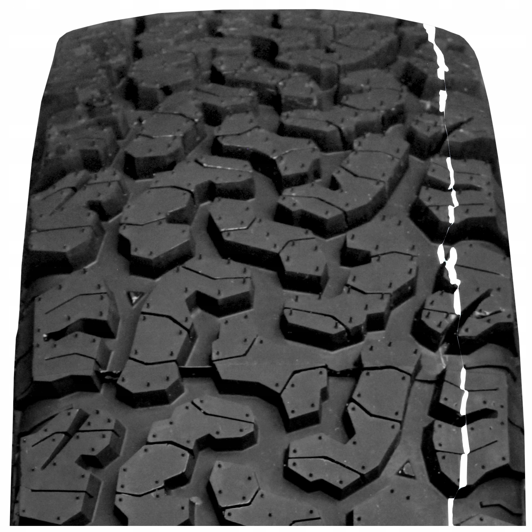 4x 245/70R16 OPONY TERENOWE CAŁOROCZNE A/T 4x4 Kod producenta 00013828