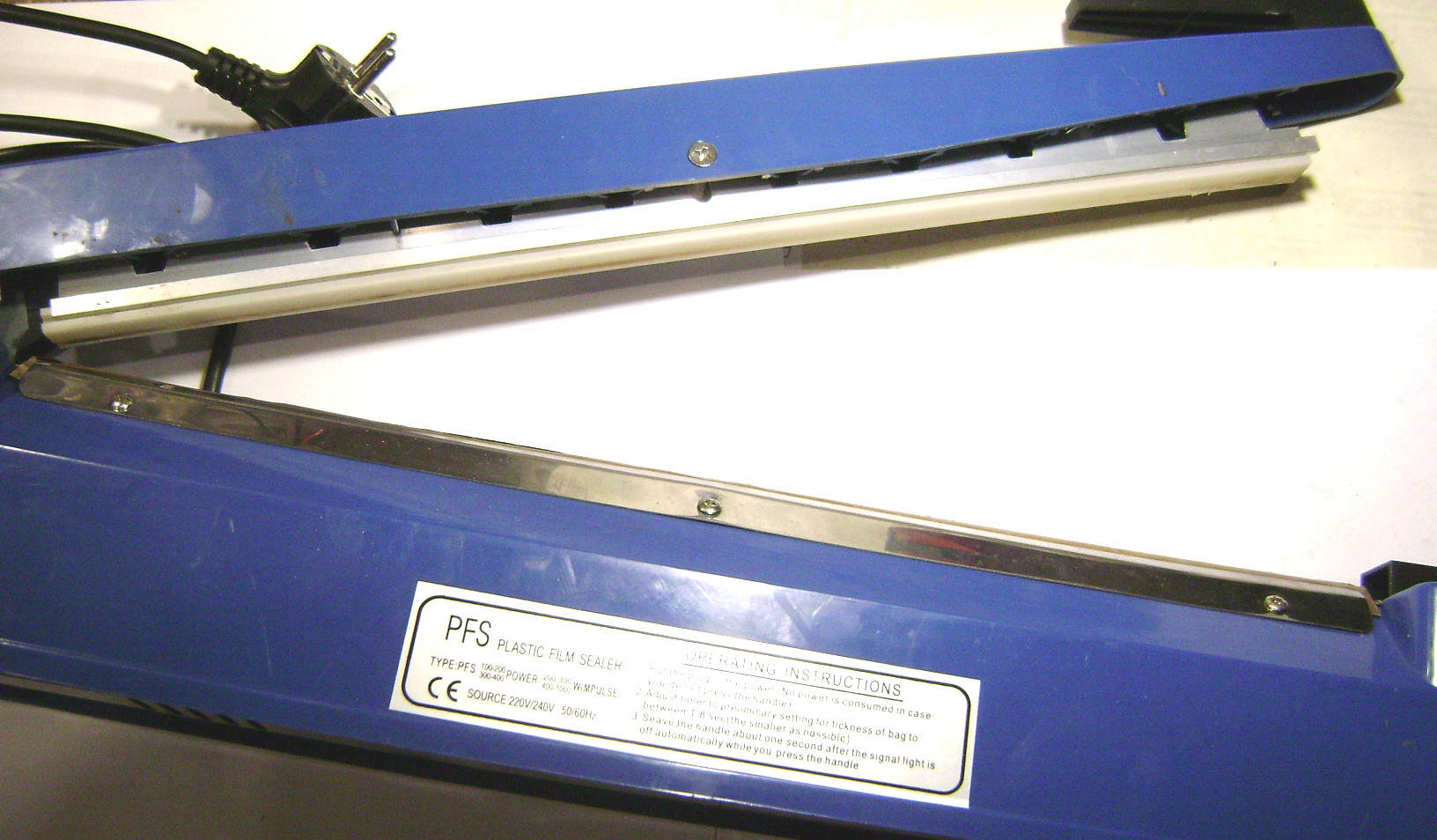 ZGRZEWARKA oporowa do folii PFS 400