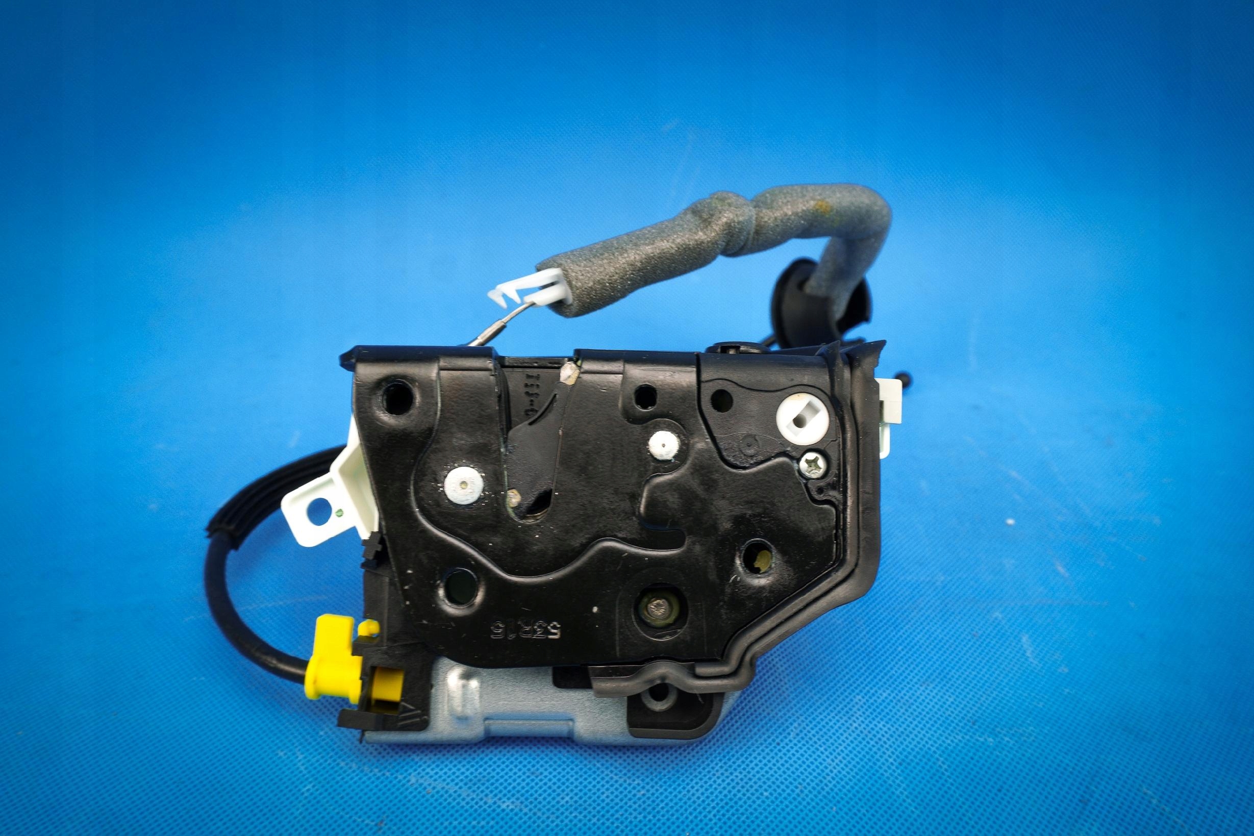 lock door right rear part Audi A3 8V A4 A5 8K0839016H