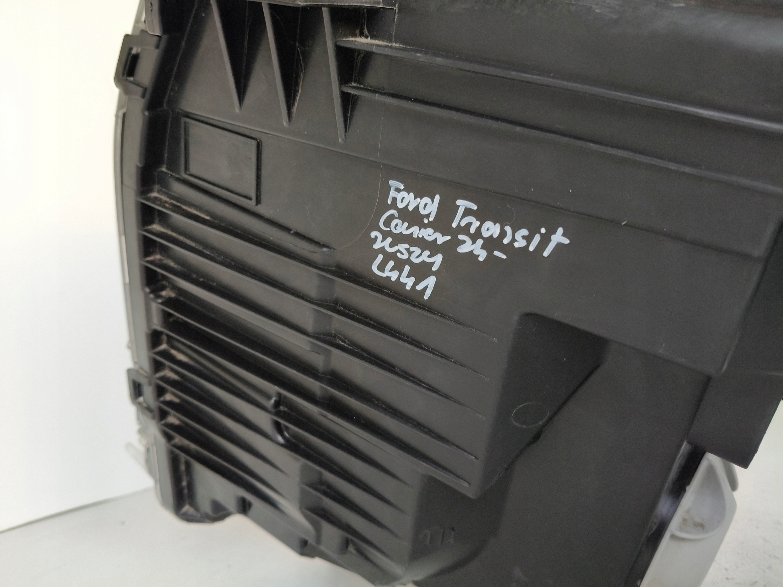 light right REFLEKTOR FORD TRANSIT COURIER MK3 24