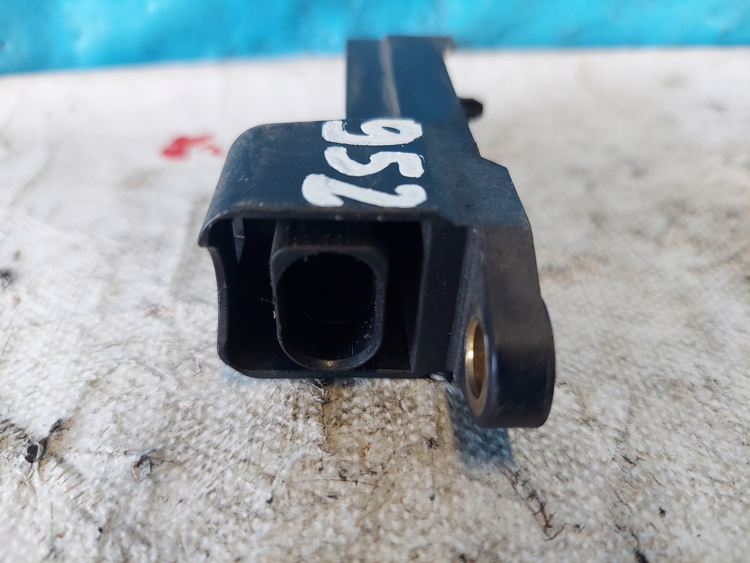 A4 B5 LIFT 8D0959643B crashsensor drucksensor BOCZNEGO
