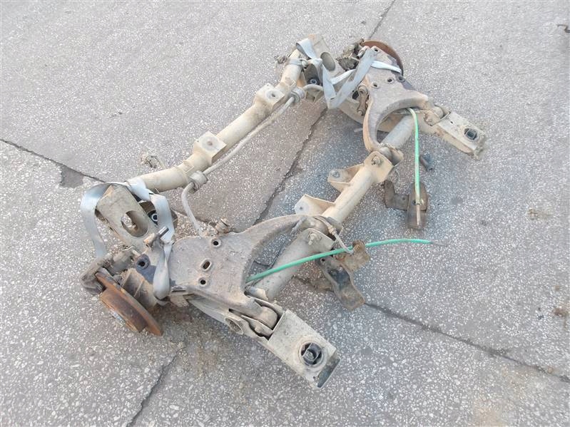 BELKA ZAWIESZENIA TYŁ RENAULT SCENIC I RX4 1.9DCI Typ samochodu Samochody osobowe