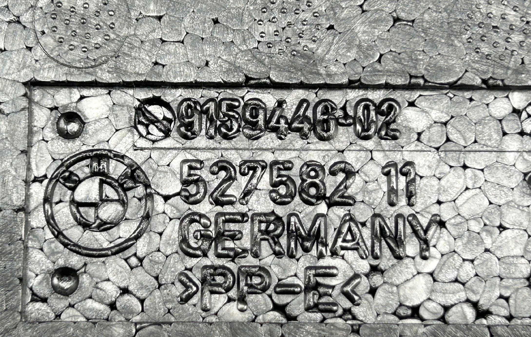 WKLAD polystirene boot BMW 7 F01 9159446