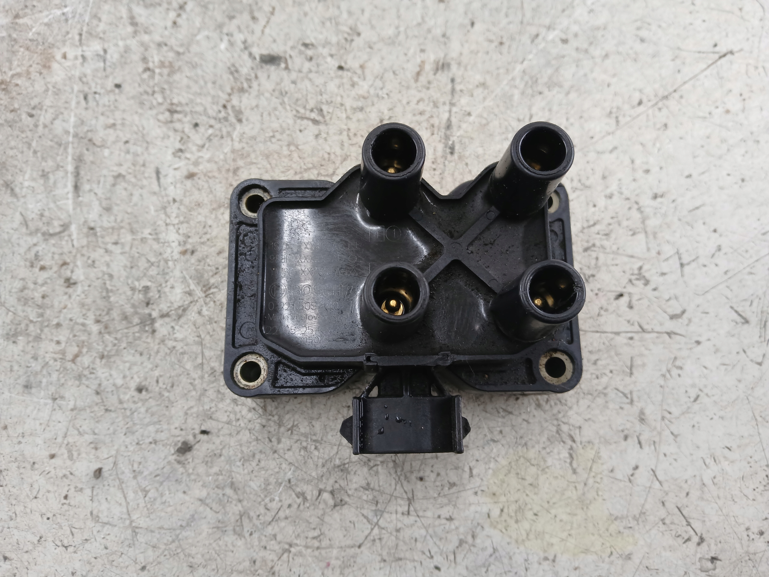 FORD MONDEO MK3 2.0 coil ignition 0221503490