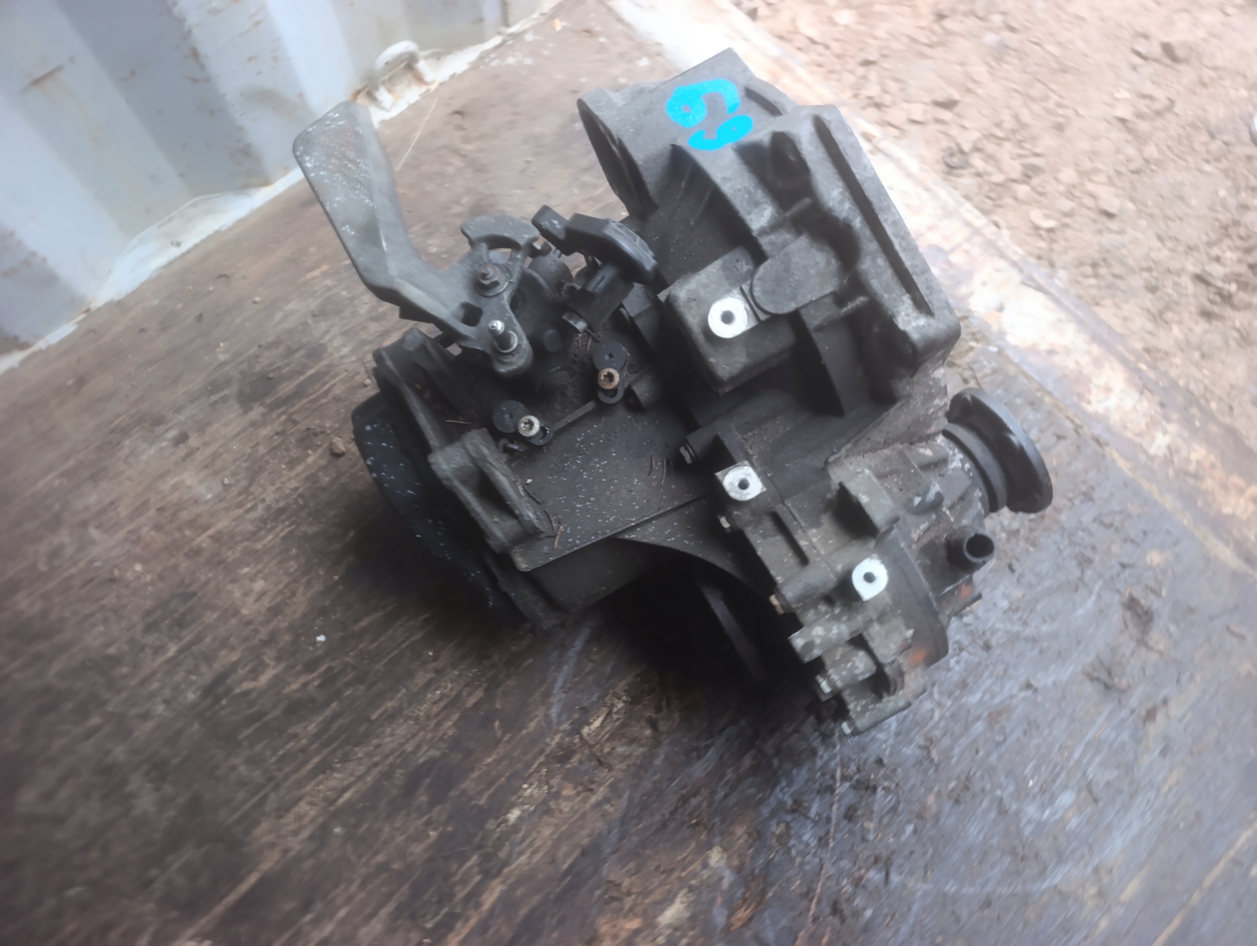Getriebe audi a1 1.6 TDI 02R301103D