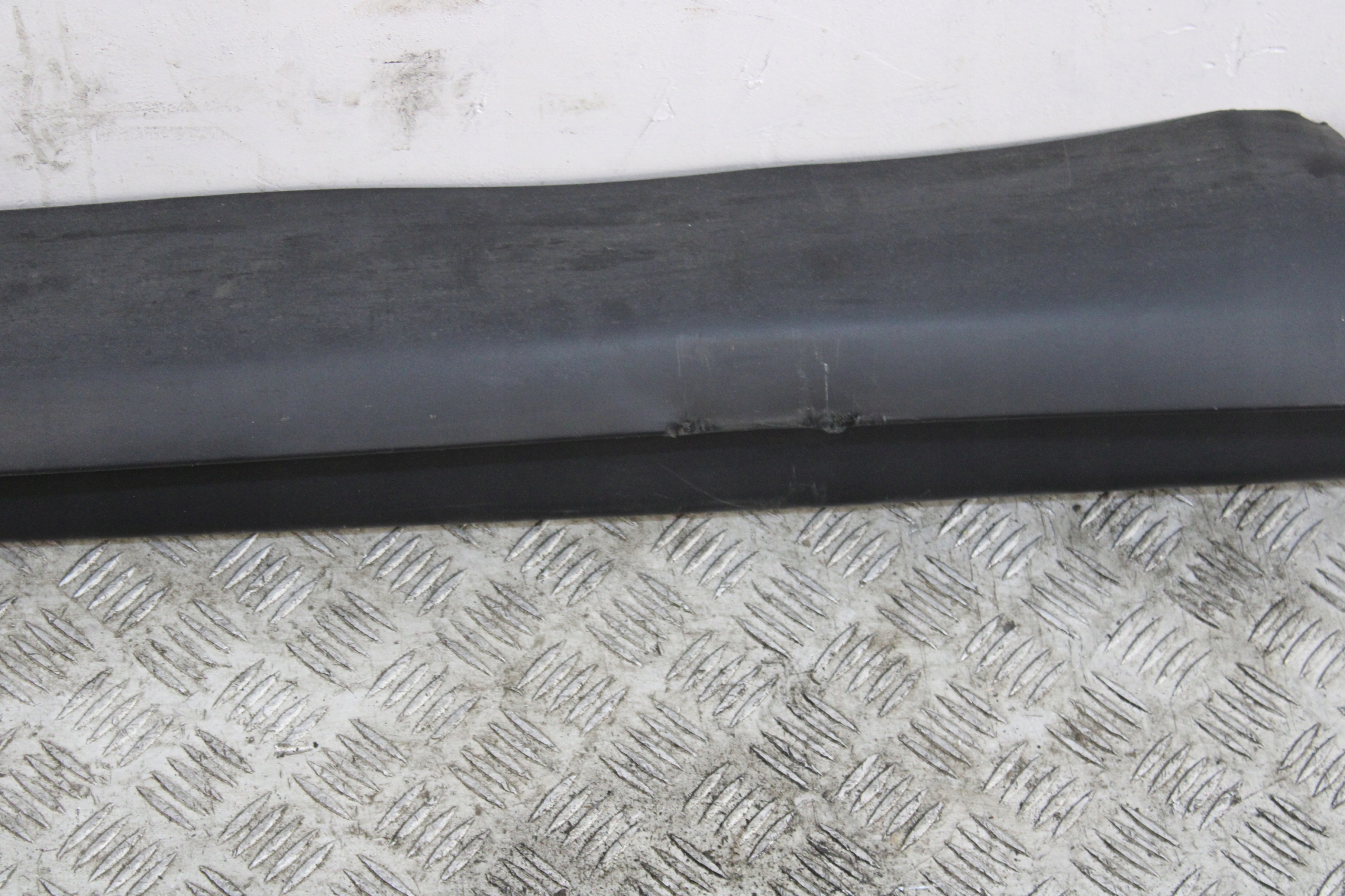 cap threshold threshold right JEEP CHEROKEE KL