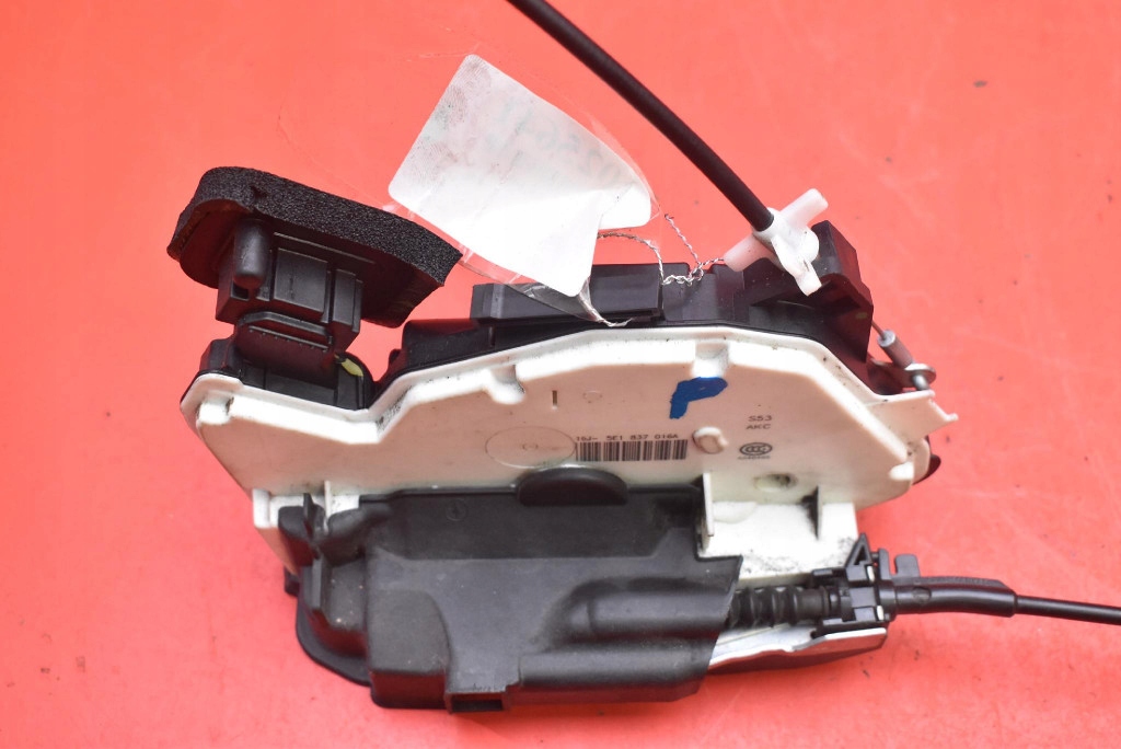 lock door right front front EU 5E1837016A SKODA RAPID 1 and 5D HB 12-17