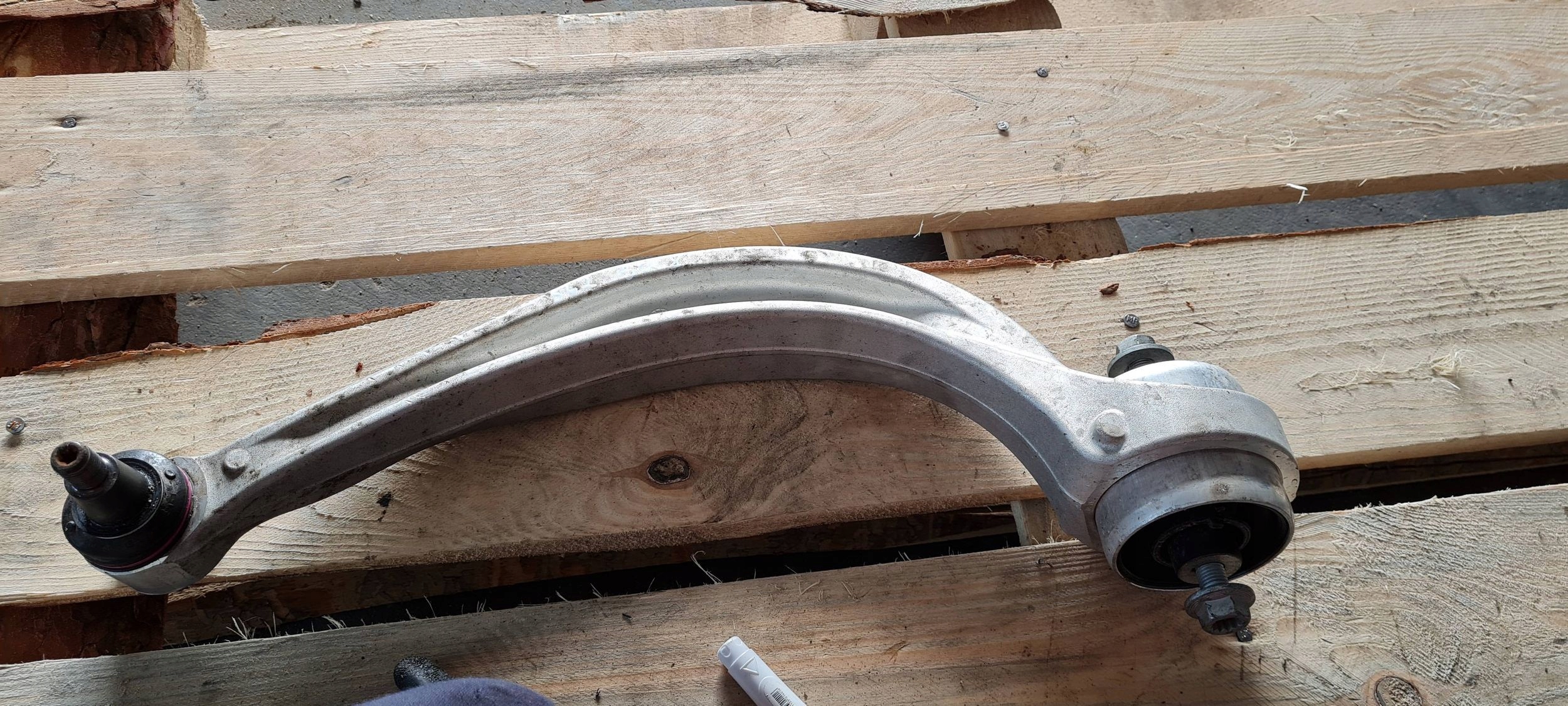 SQ8 4M RSQ8 Q8 arm right front front 24R 4M0407696D SQ7 4M Q7