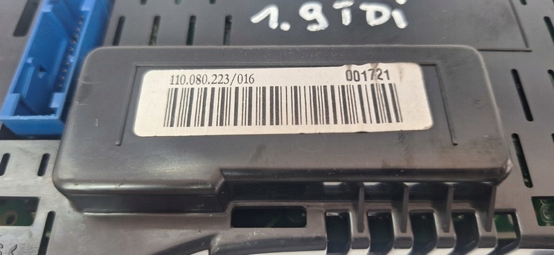 budíky AUDI A3 02- 8P0920930F