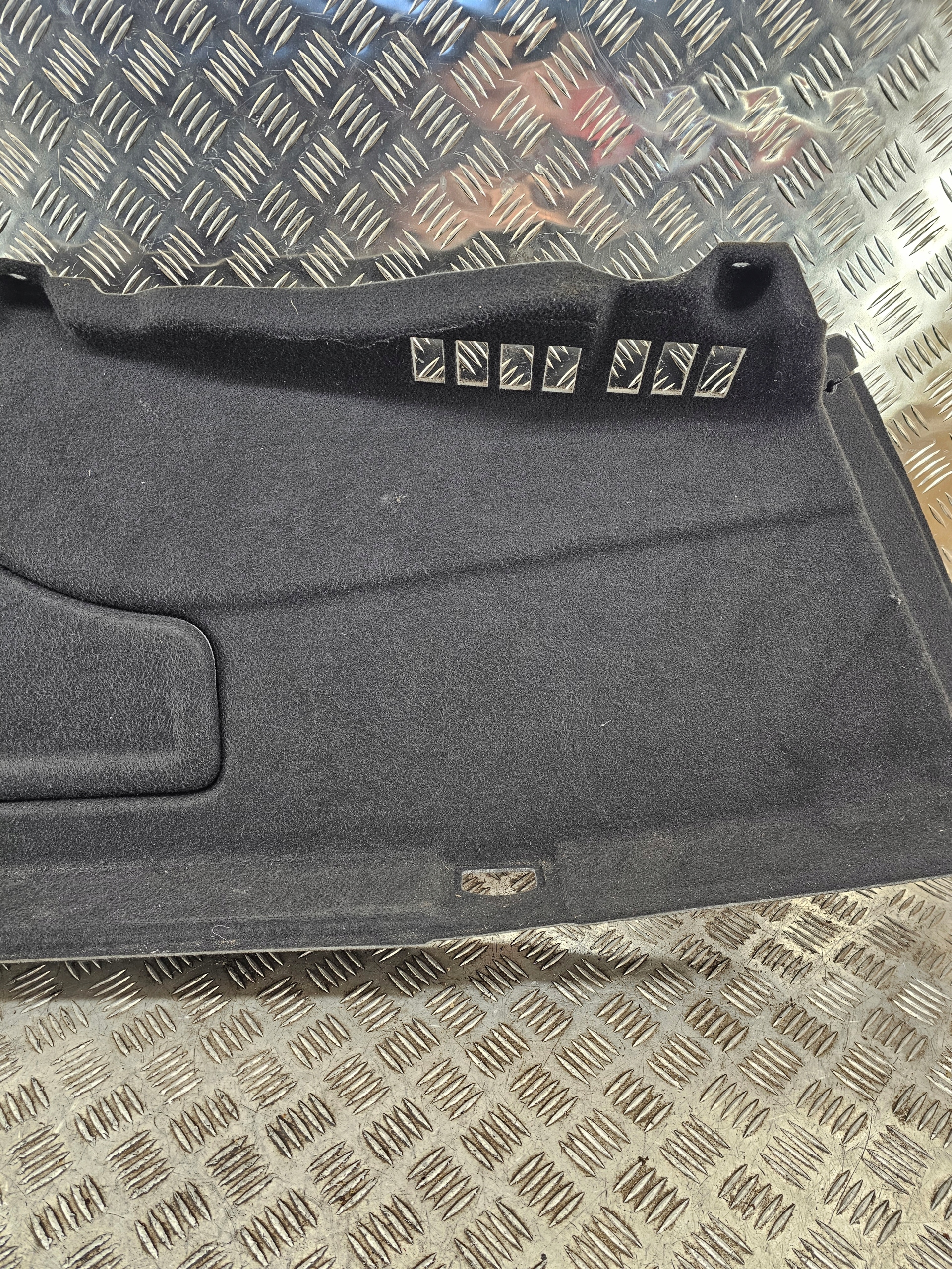 AUDI A6 C7 LIFT sedan boot upholstery left 4G5863887D