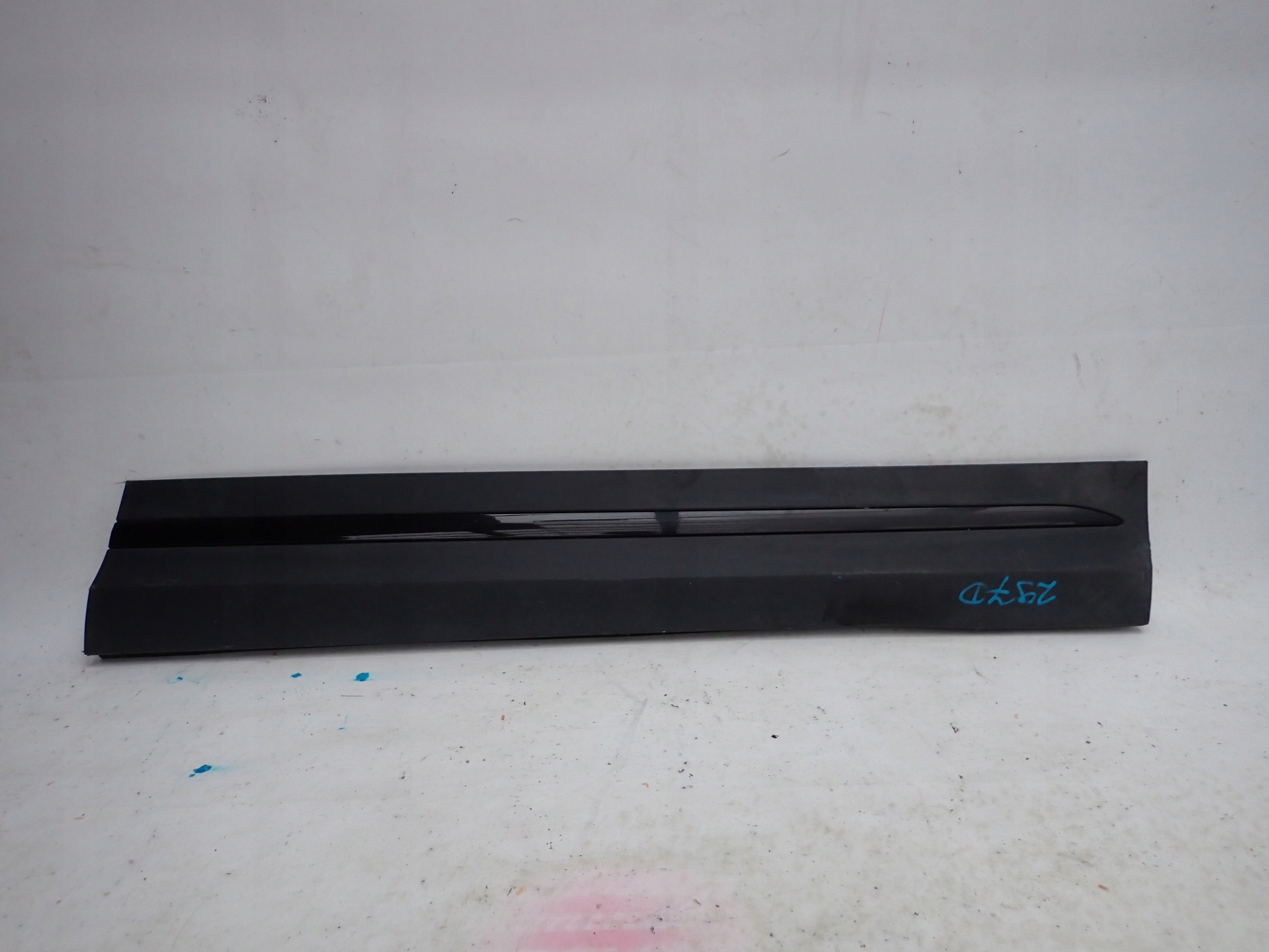 MERCEDES GLA W247 20- moulding door right front