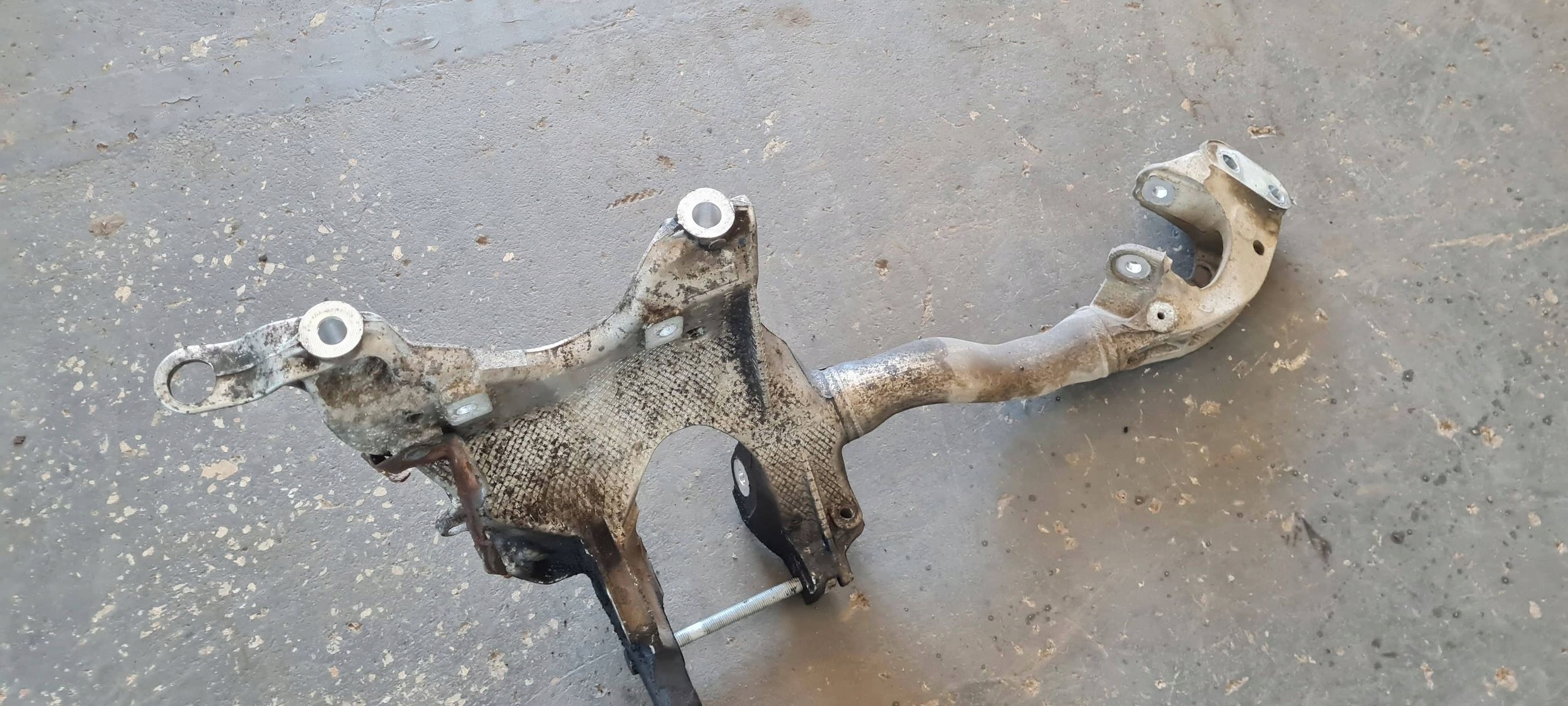 A5 8T LIFT axle beam axle beam sider subframe below engine 8K0399315G A4 B8 LIFT