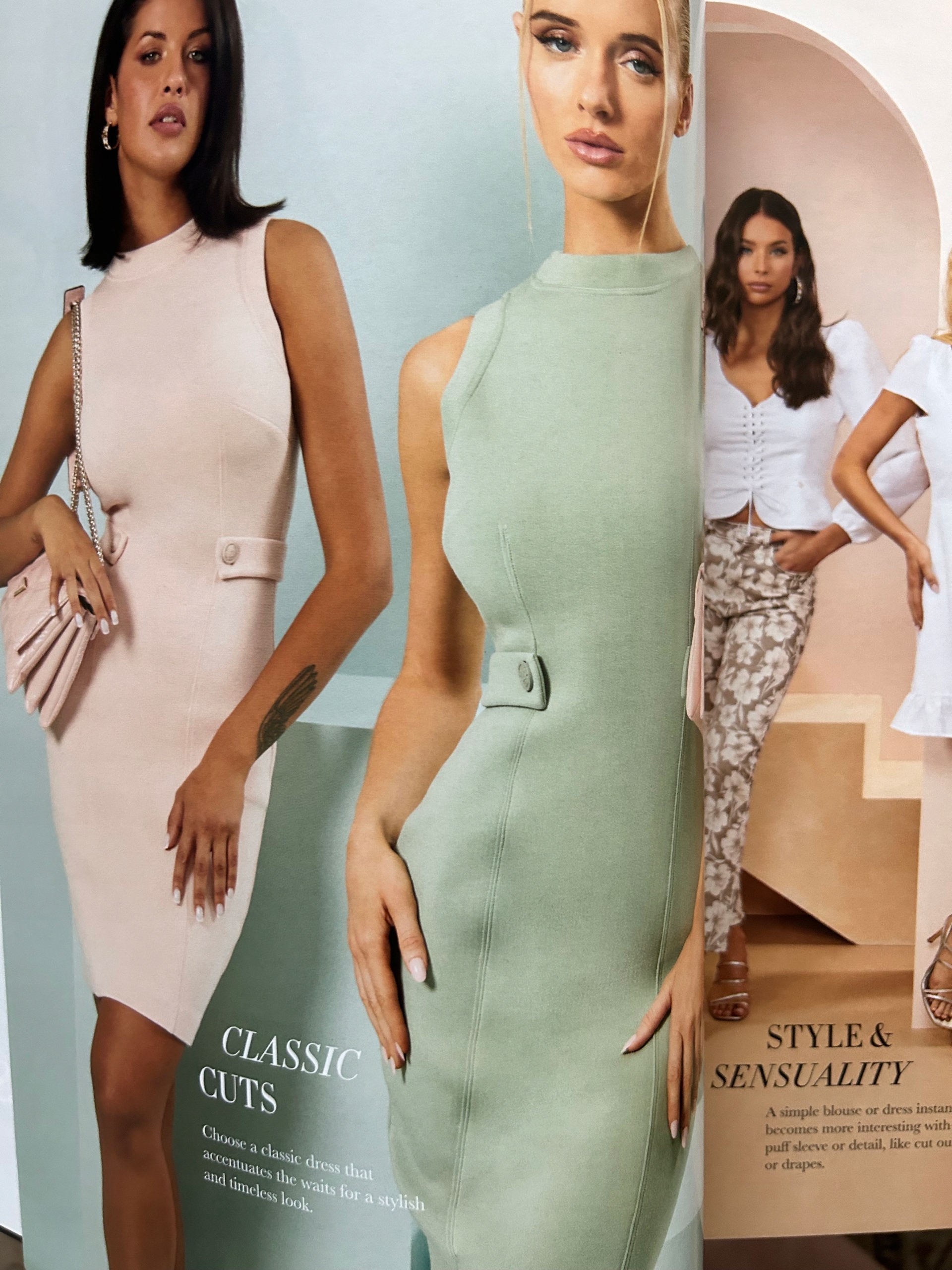 GUESS SPRING SUMMER 2024 KATALOG GAZETA MODOWA XL NOWOŚĆ Wydawnictwo inne