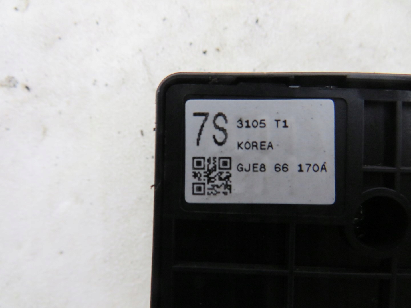 PRZYCISK PRZYCISKI ESP SET MAZDA 6 GJ GJE866170A Typ samochodu Samochody osobowe