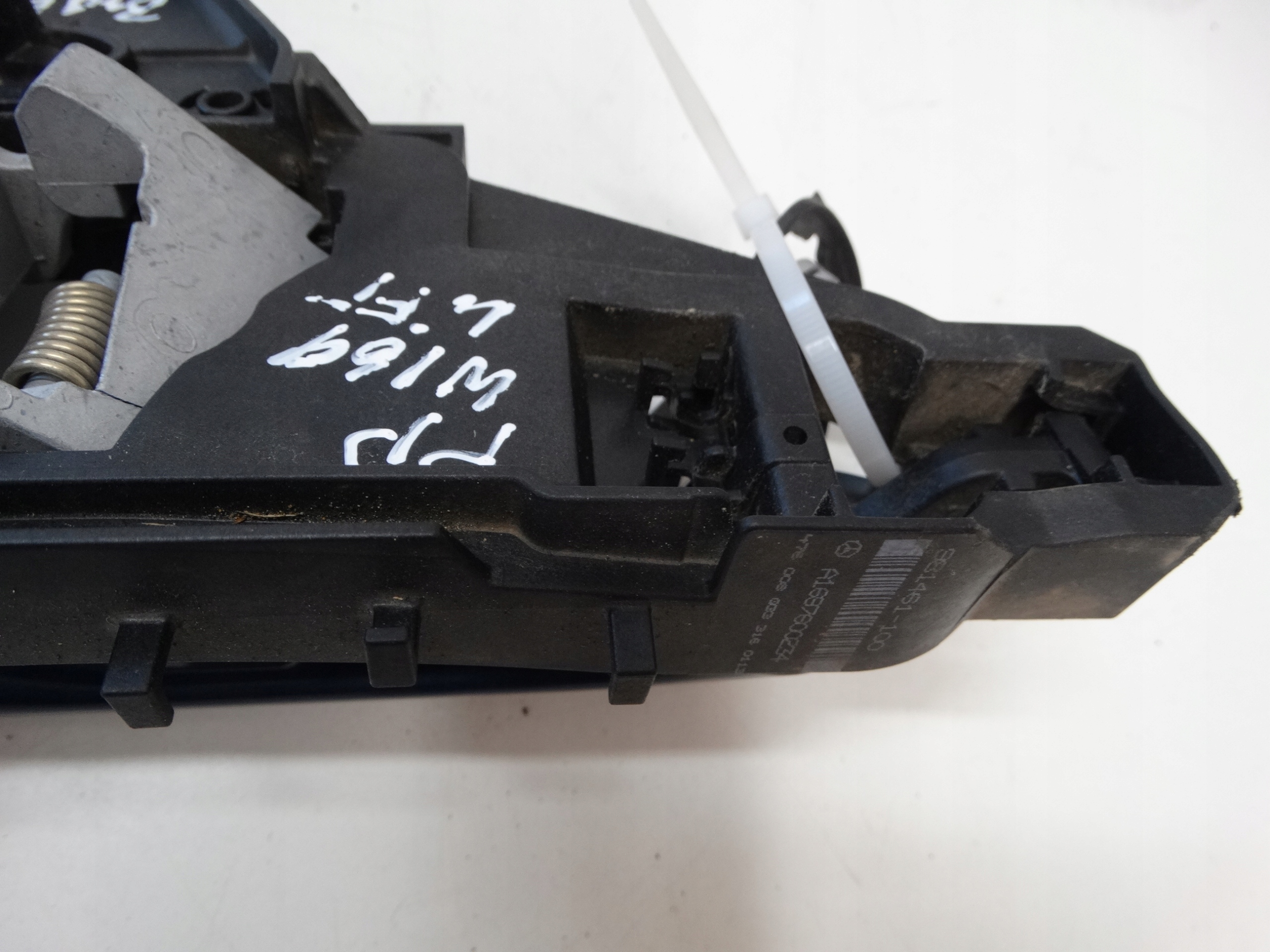 handle support right front MERCEDES W169 1697600234