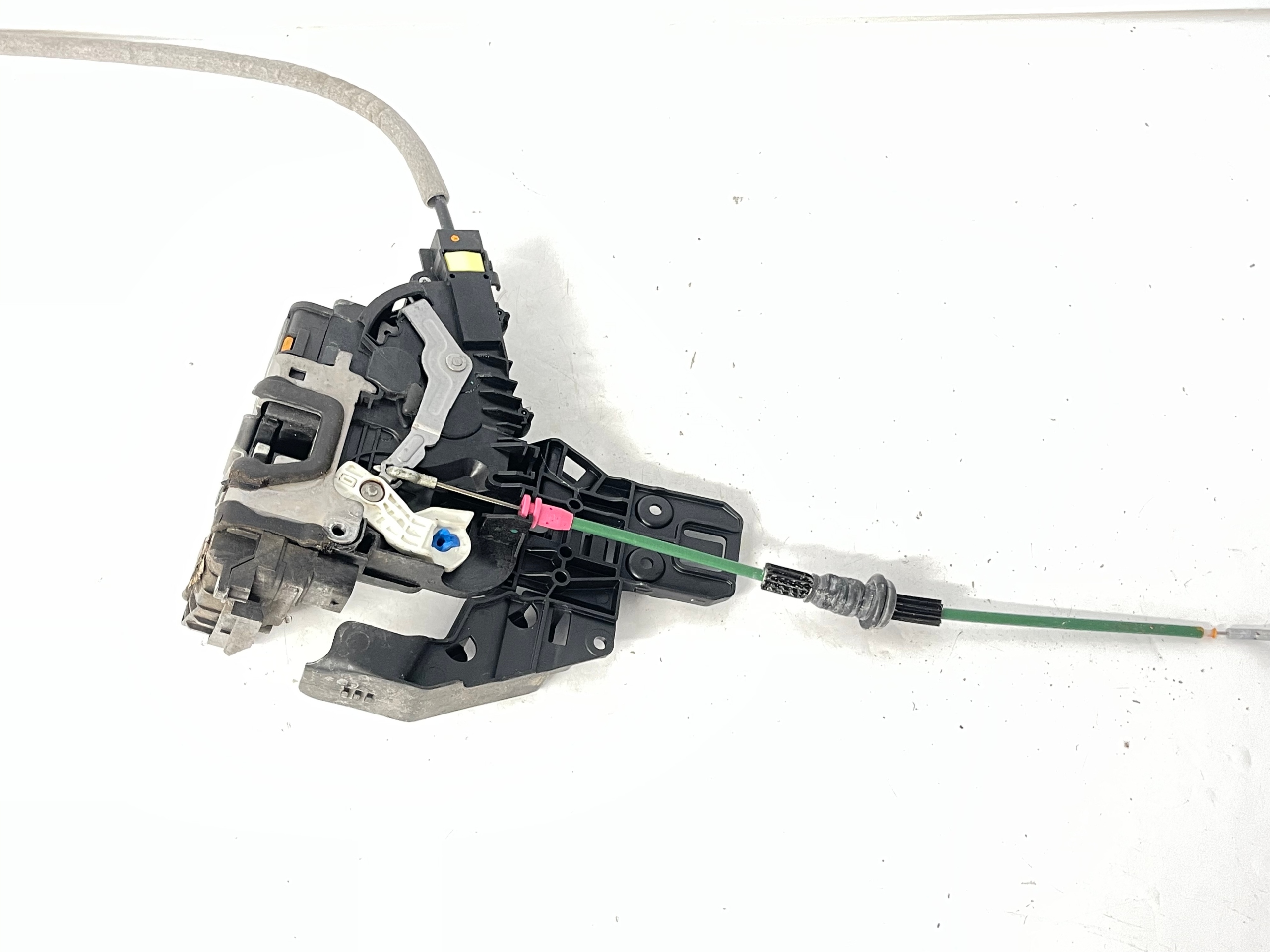 lock right front MERCEDES E-class W213 EU A0997201800 A220063999