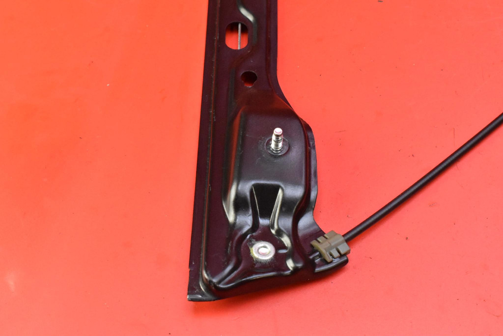 window regulator left front EU 13406673 OPEL ASTRA 5 V K KOMBI 15-20