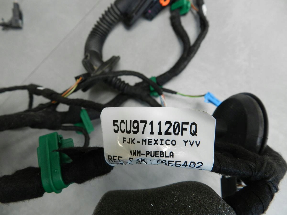 VW JETTA 5C bundle door left front 5CU971120FQ
